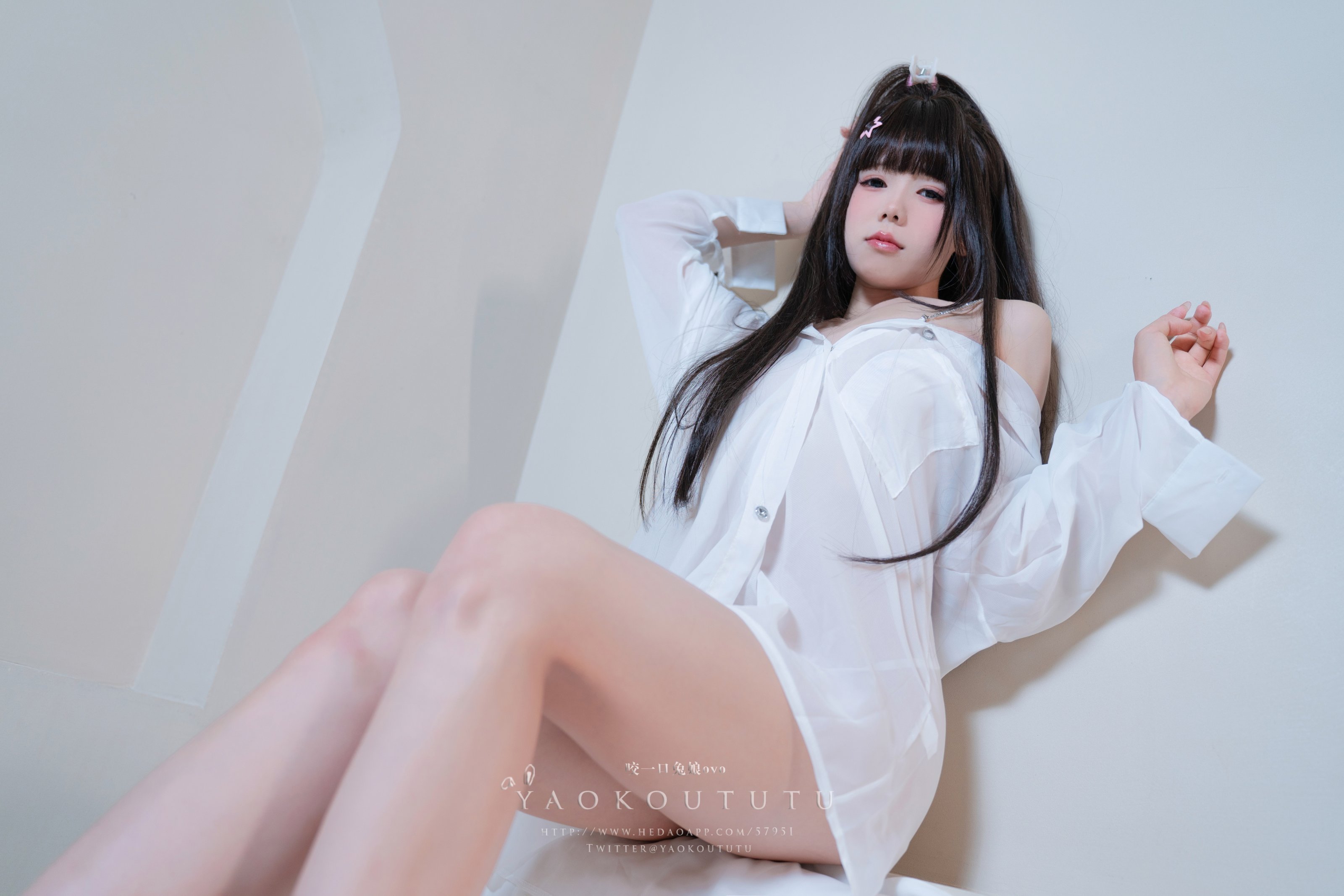 咬一口兔娘ovo - Boyfriend s shirt 男友衬衣