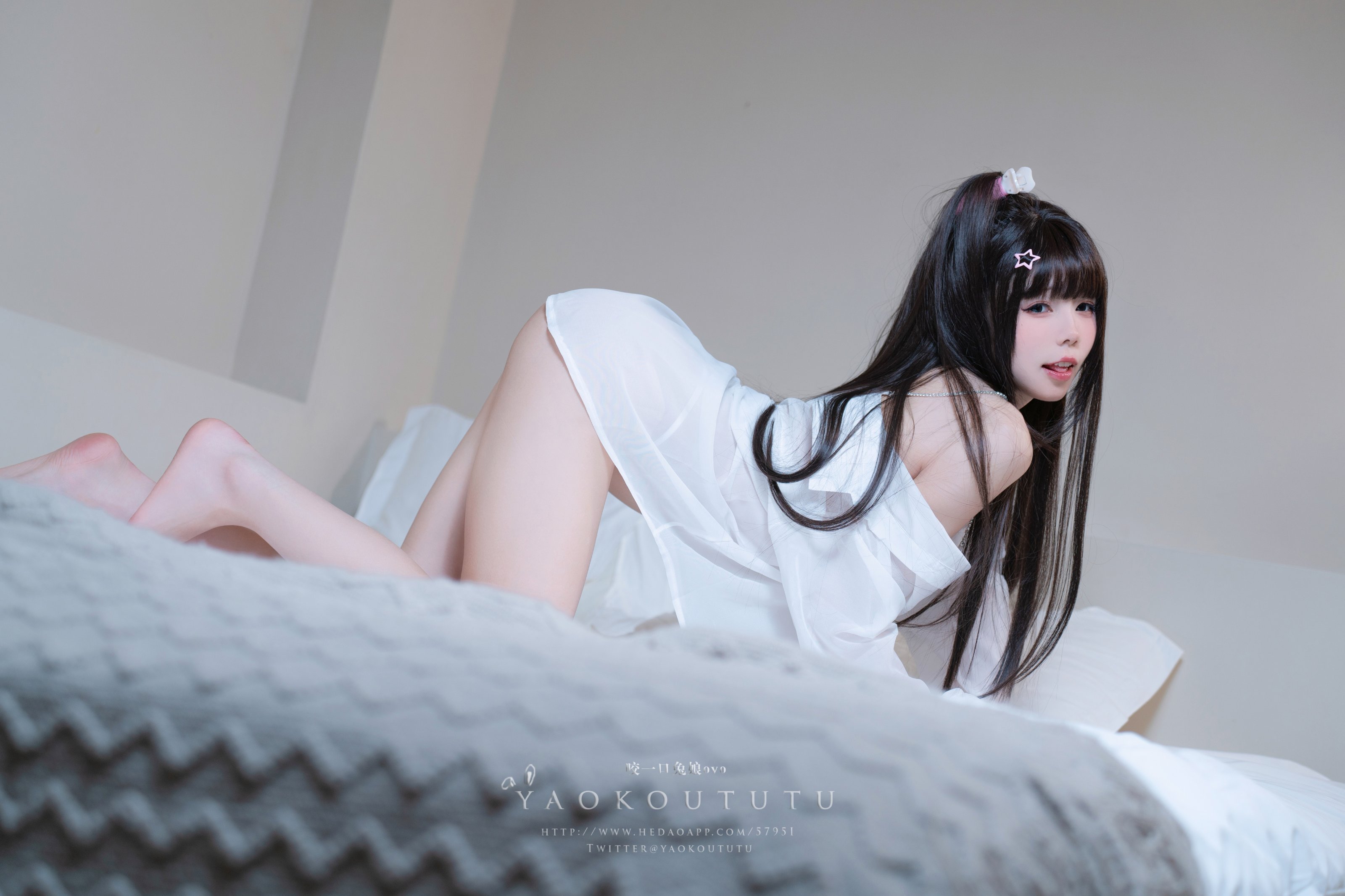 咬一口兔娘ovo - Boyfriend s shirt 男友衬衣