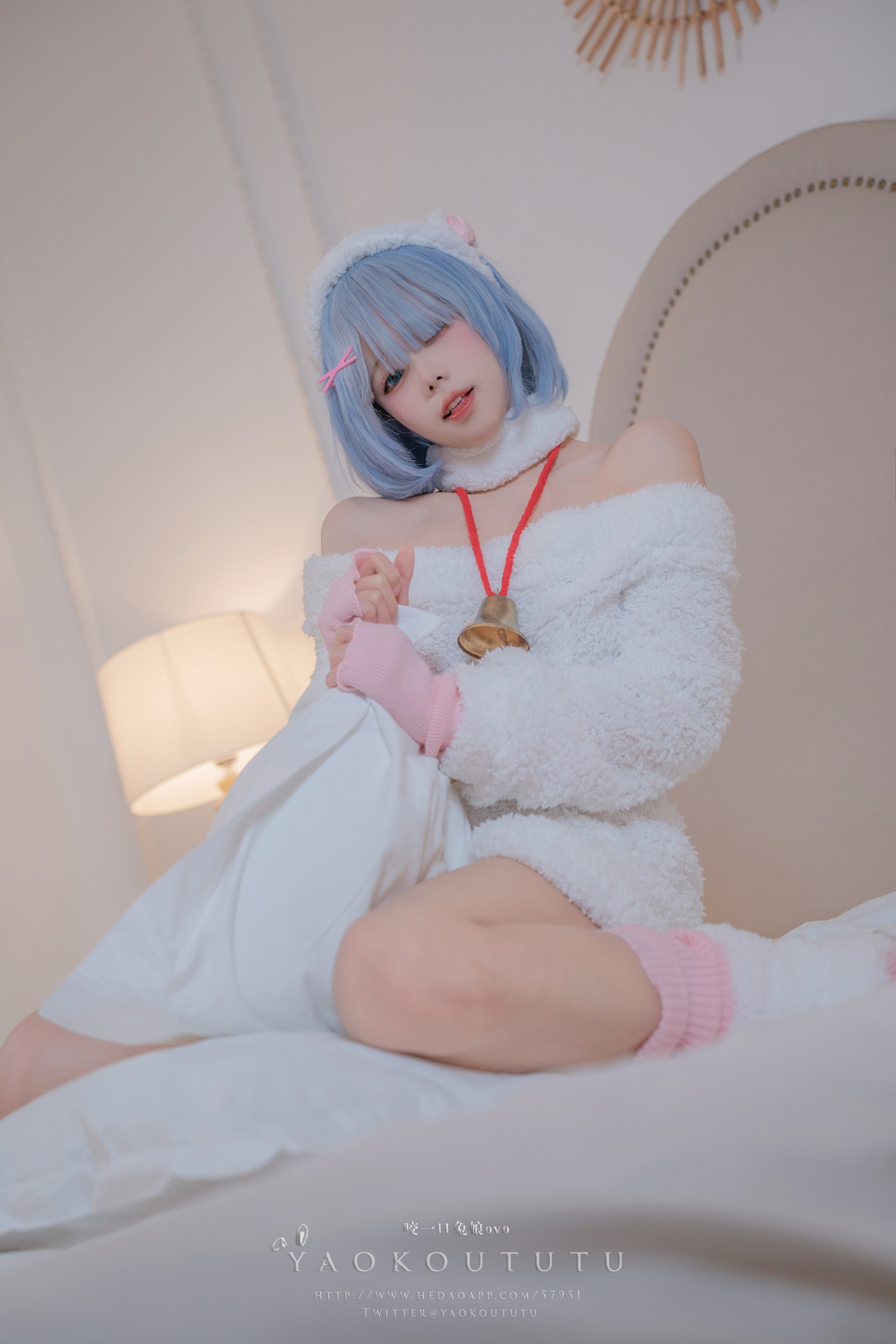 Take a bite of the rabbit girl owo - Rem bleat