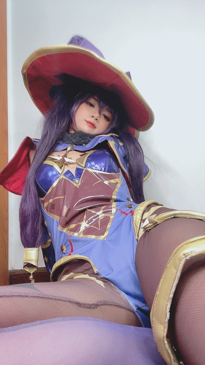 PoppaChan - Mona