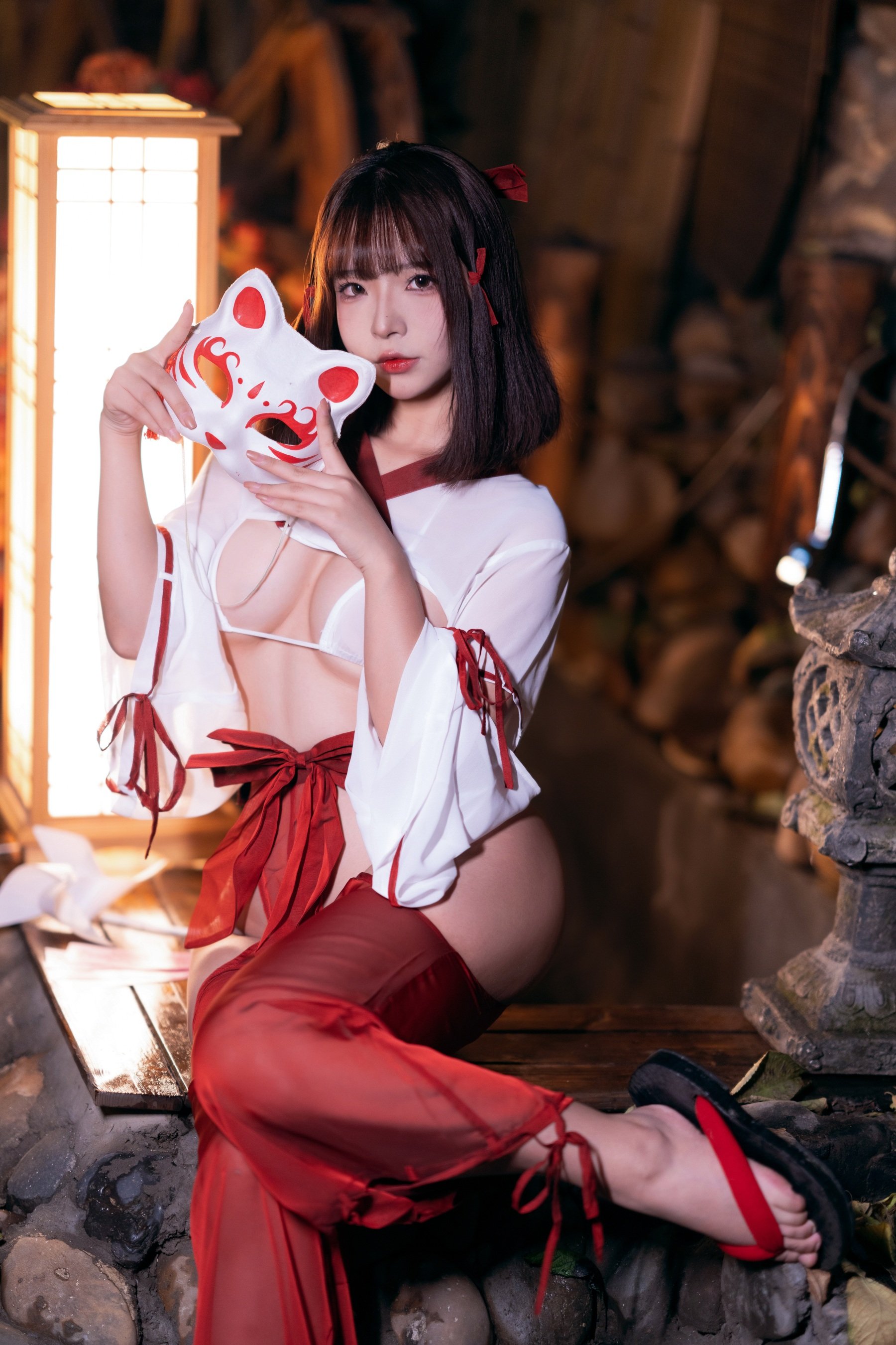 ユウフイ玉ヒ - 巫女