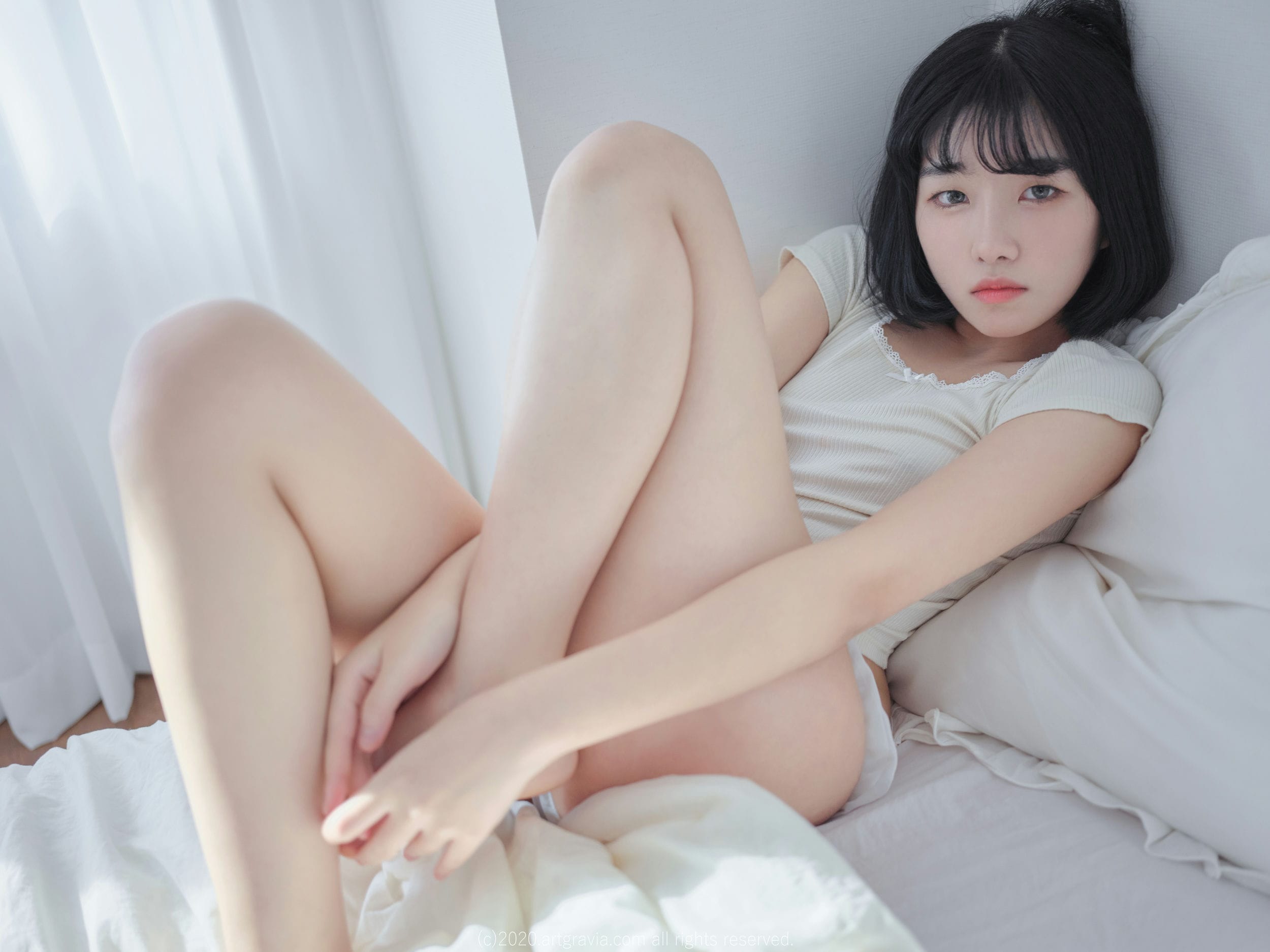 Sonson (손손) - [ARTGRAVIA] VOL.210 [73P]