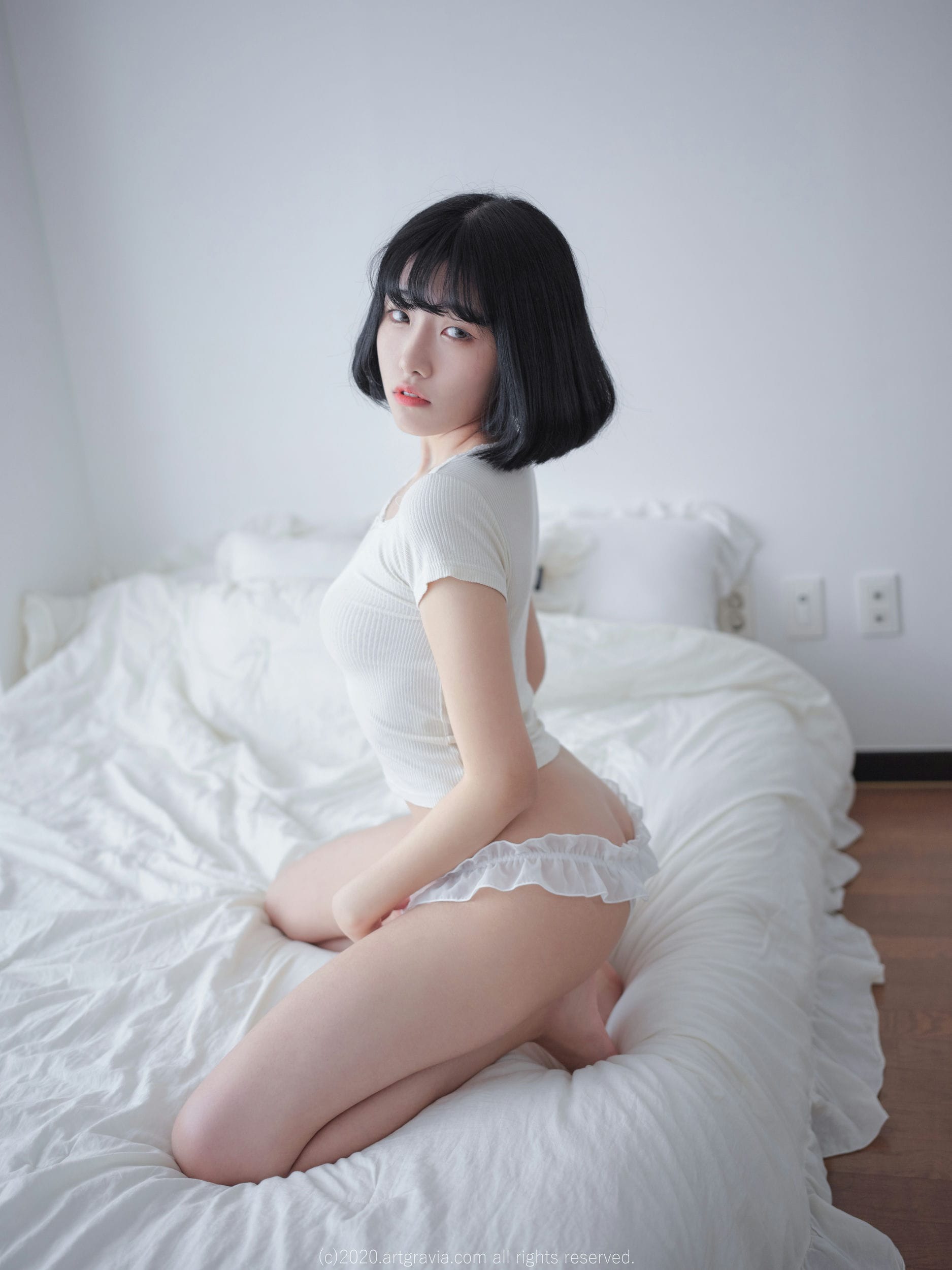 Sonson (손손) - [ARTGRAVIA] VOL.210 [73P]