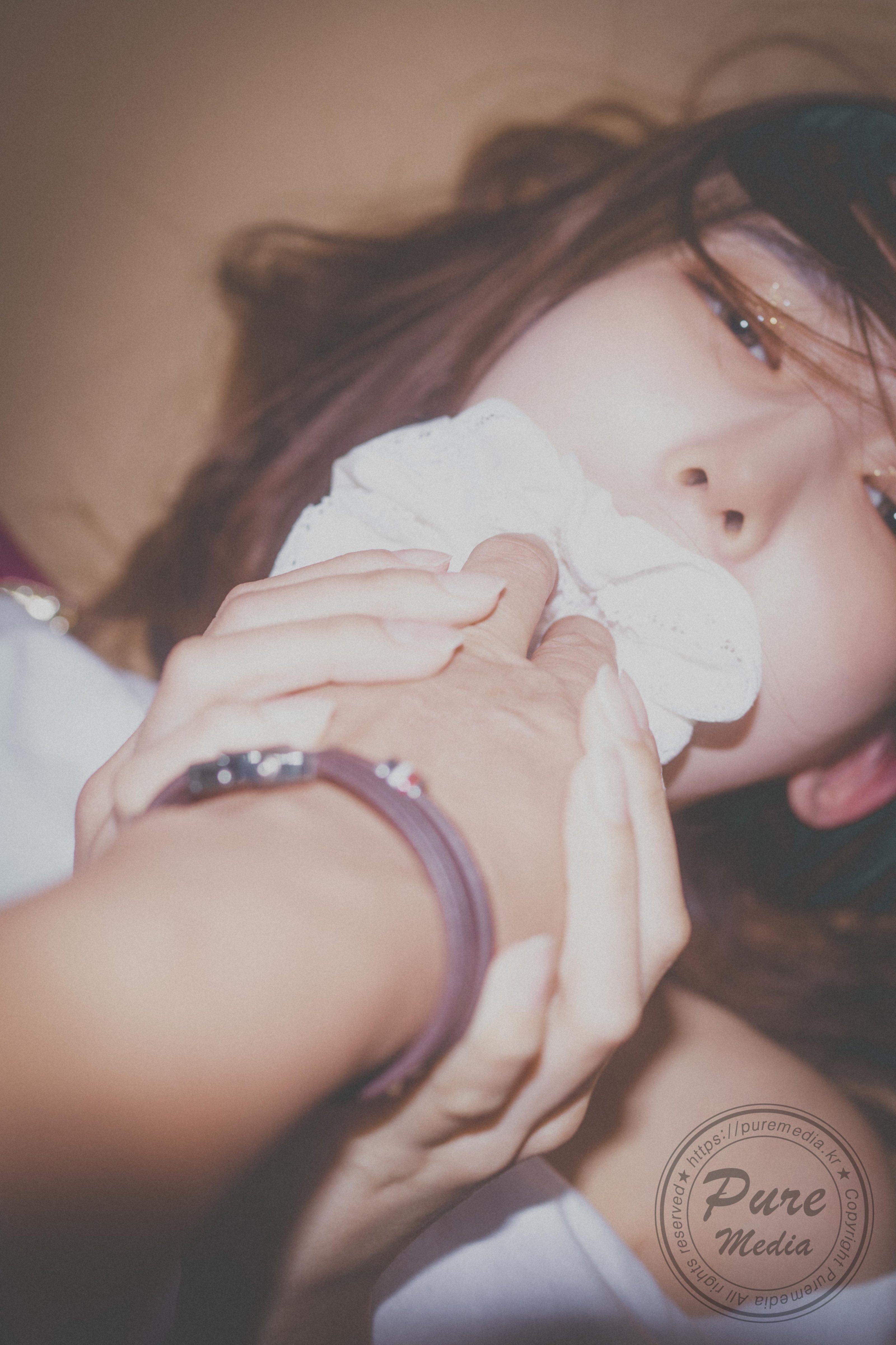 Pure Media] Vol.265 - 葉哈 (예하) 饑餓的賤人在樓梯間