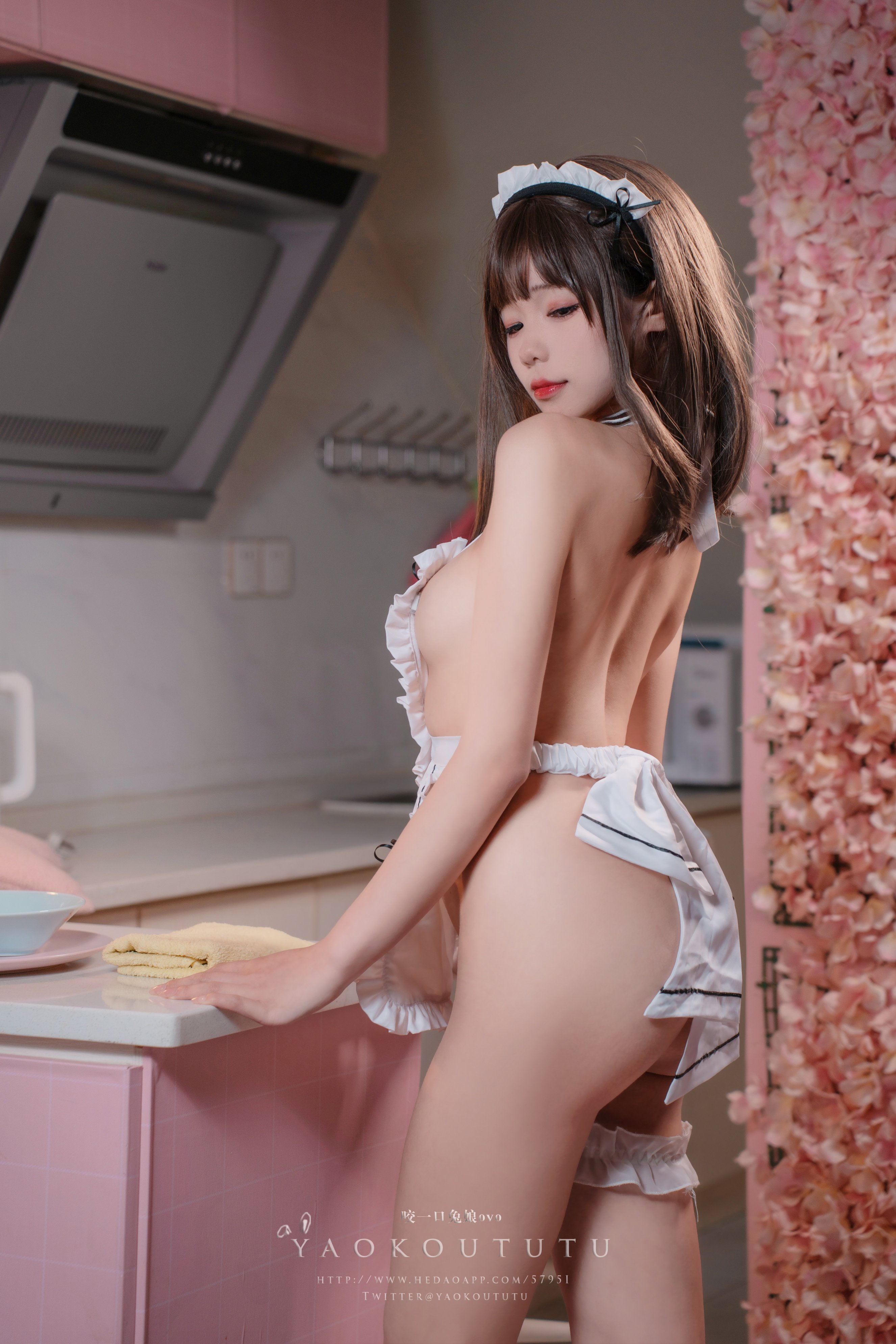 한 입 베어물기 토끼냥 ovo - 특별 가정 서비스