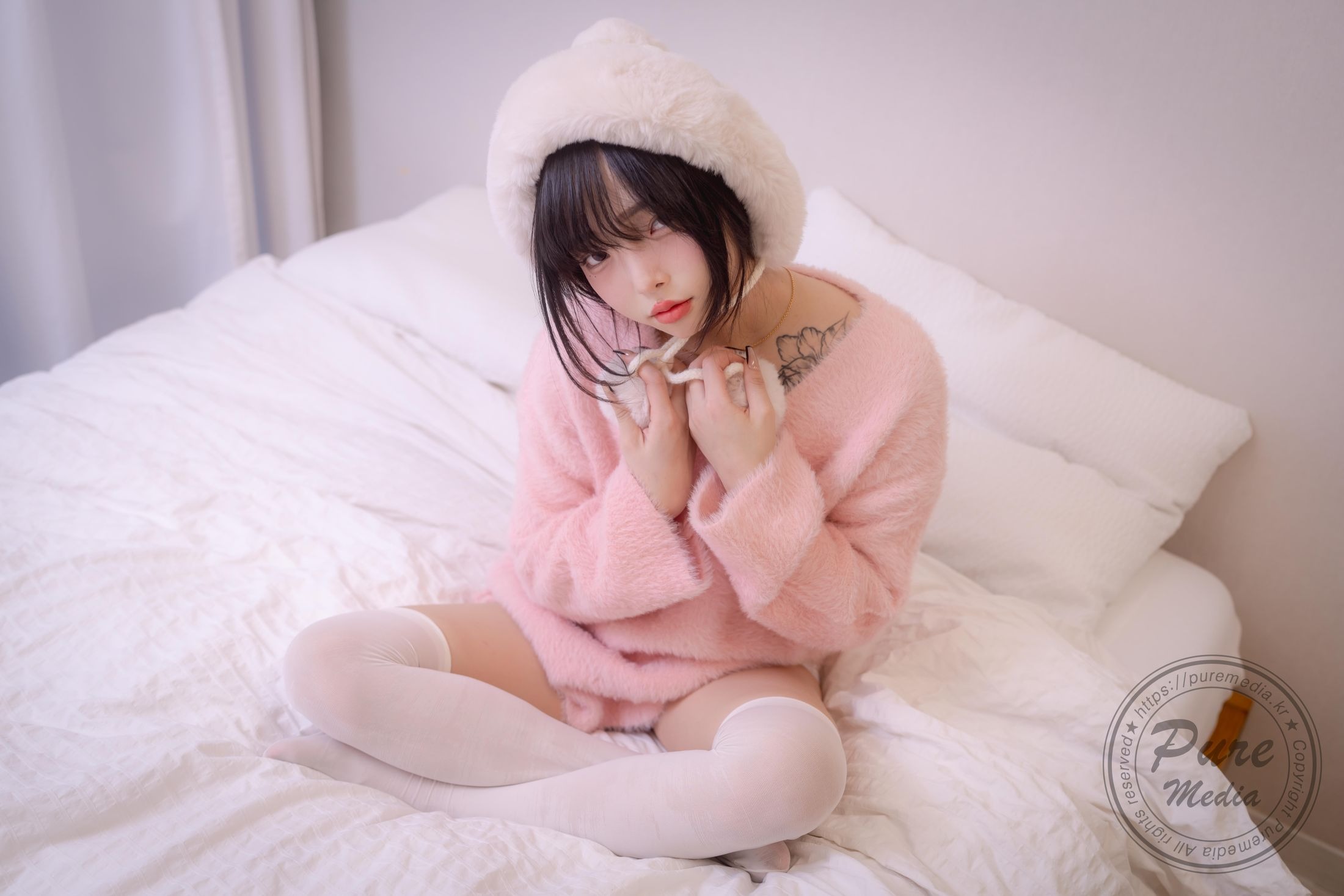 [Pure Media] Vol.266 Jelly (젤리) - Cutie Rabbit & Pink Hole 200P