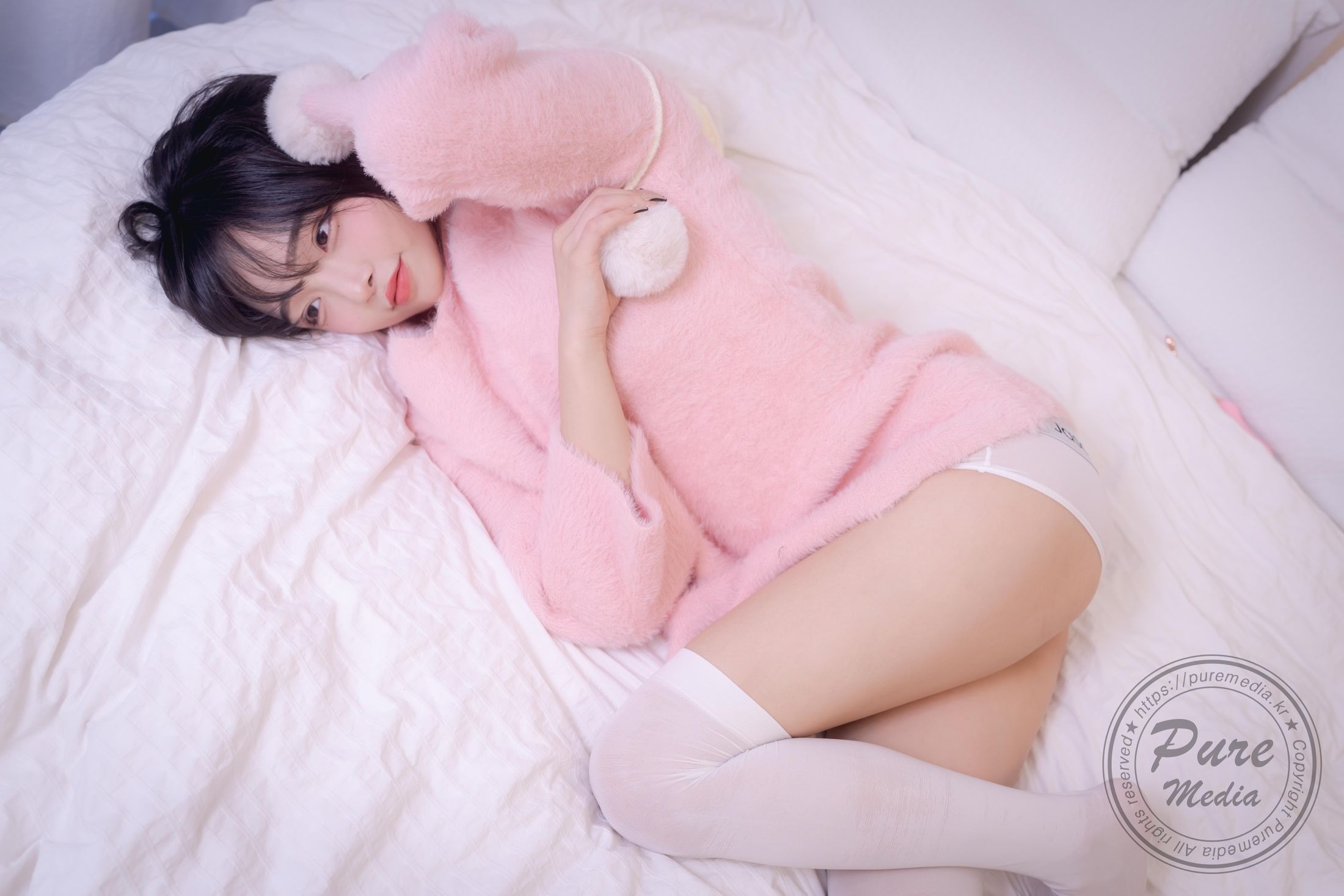 [Pure Media] Vol.266 Jelly (젤리) - Cutie Rabbit & Pink Hole 200P