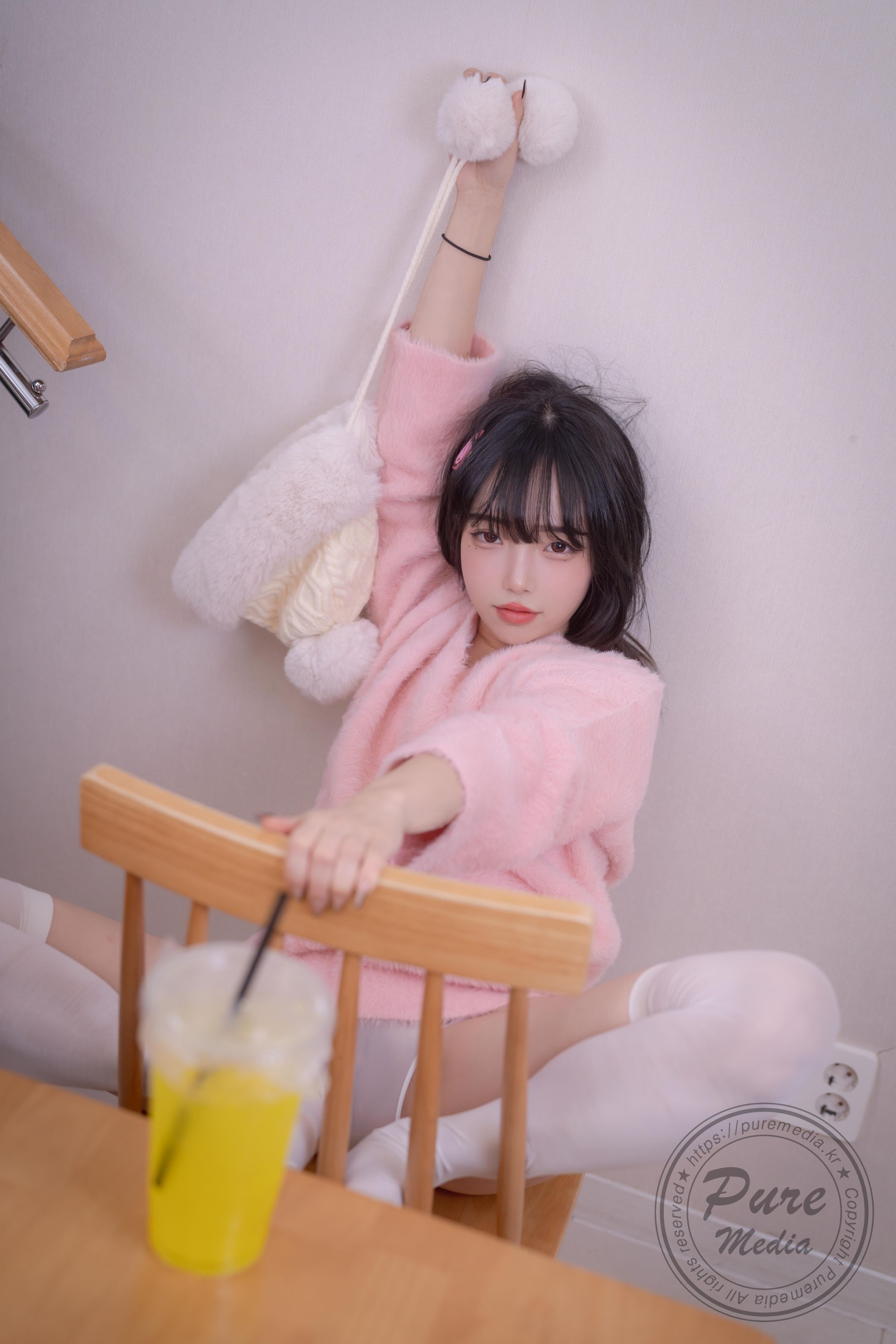 [Pure Media] Vol.266 Jelly (젤리) - Cutie Rabbit & Pink Hole 200P