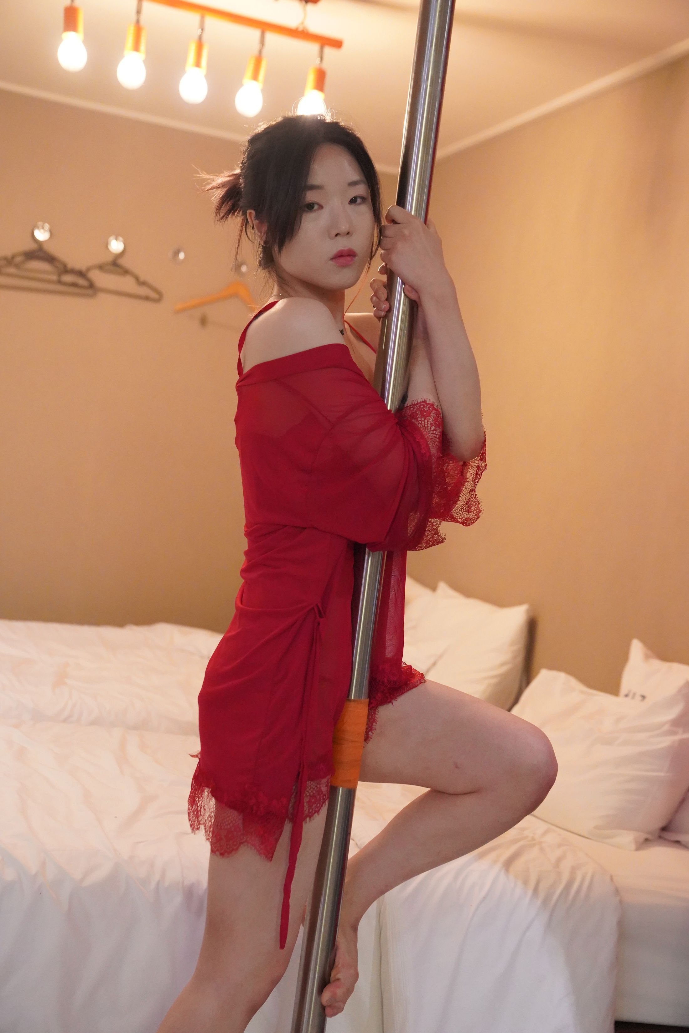 지우 - 포토북 Vol.01 78P