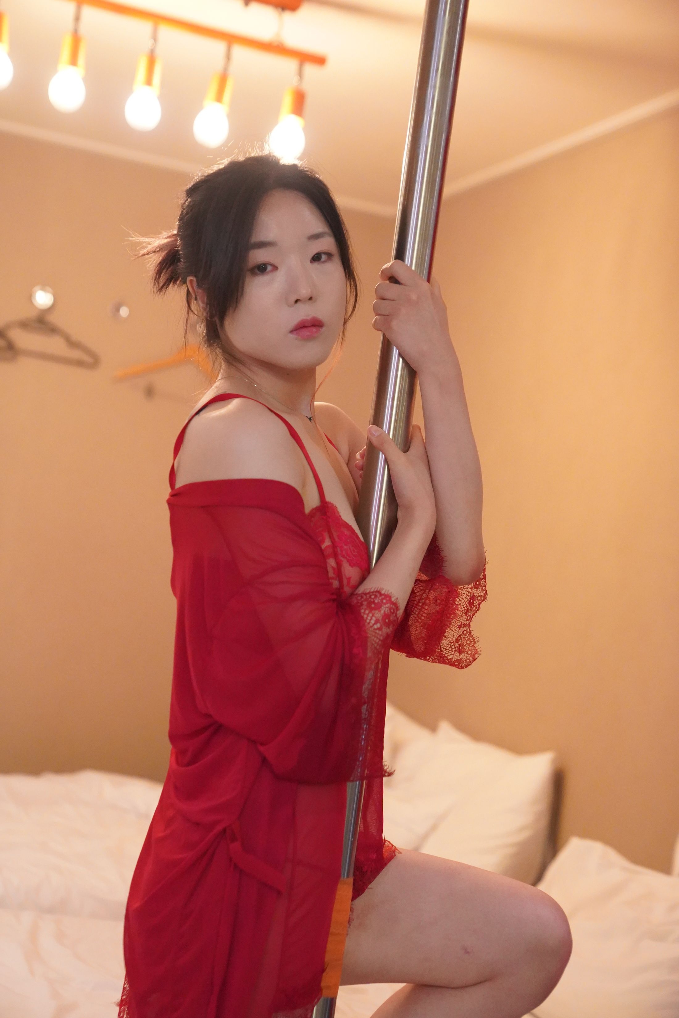 지우 - 포토북 Vol.01 78P