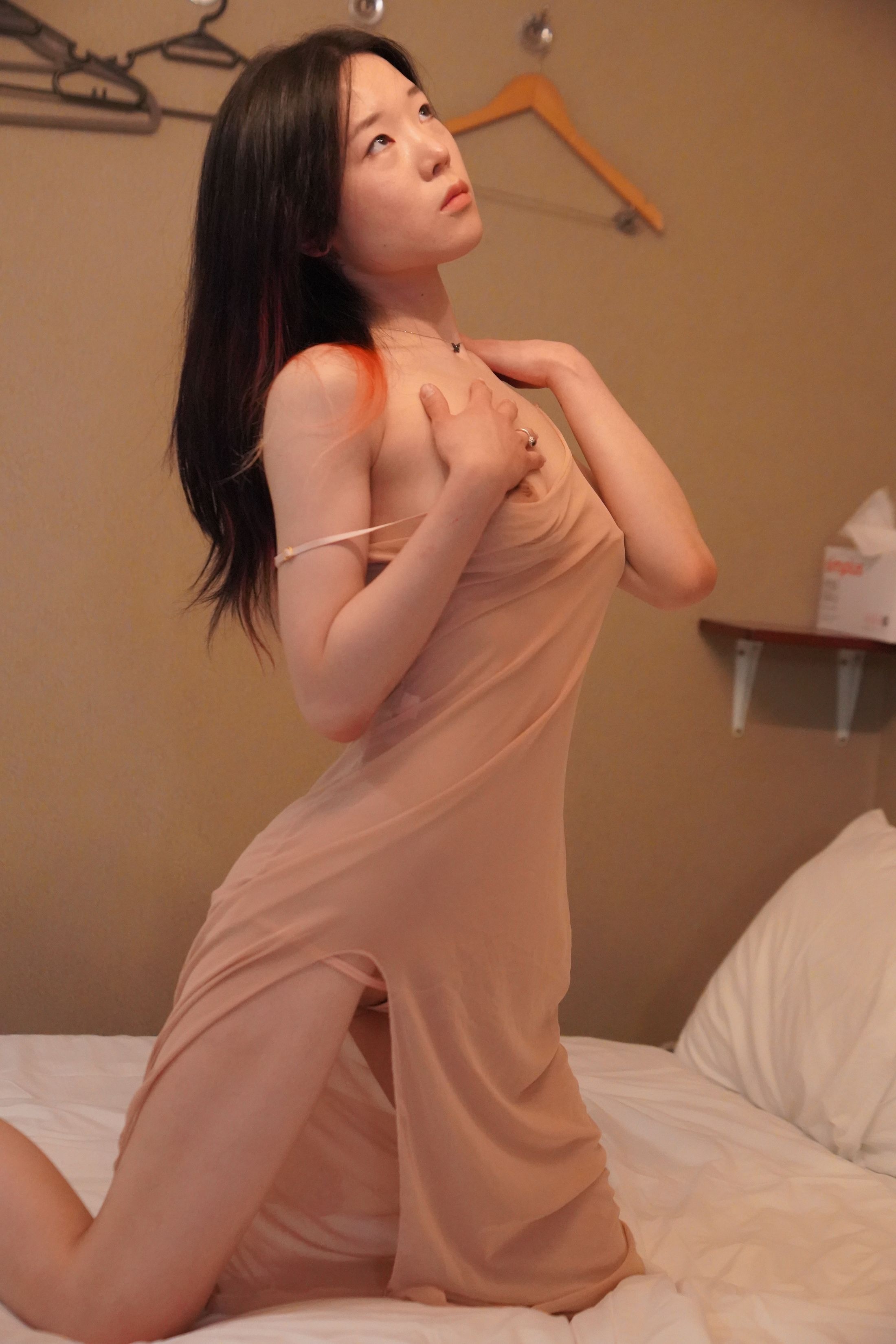 Ji Woo - Photobook Vol.01 78P