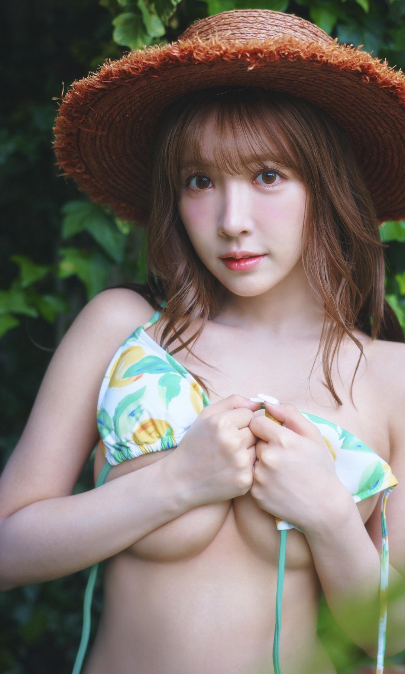 미카미 유아 사진집 「Your DOLL」 100P