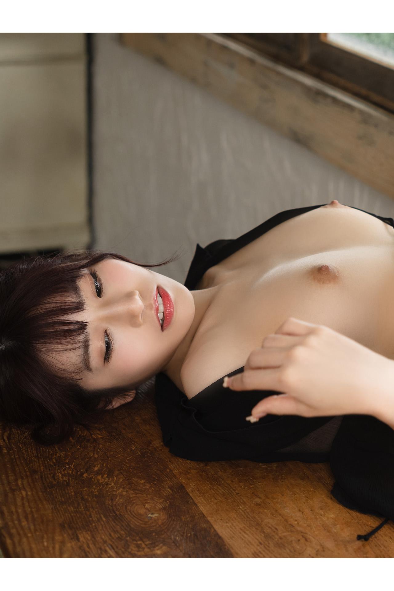 河北彩花 아사게이 SEXY 여배우 사진집 101P