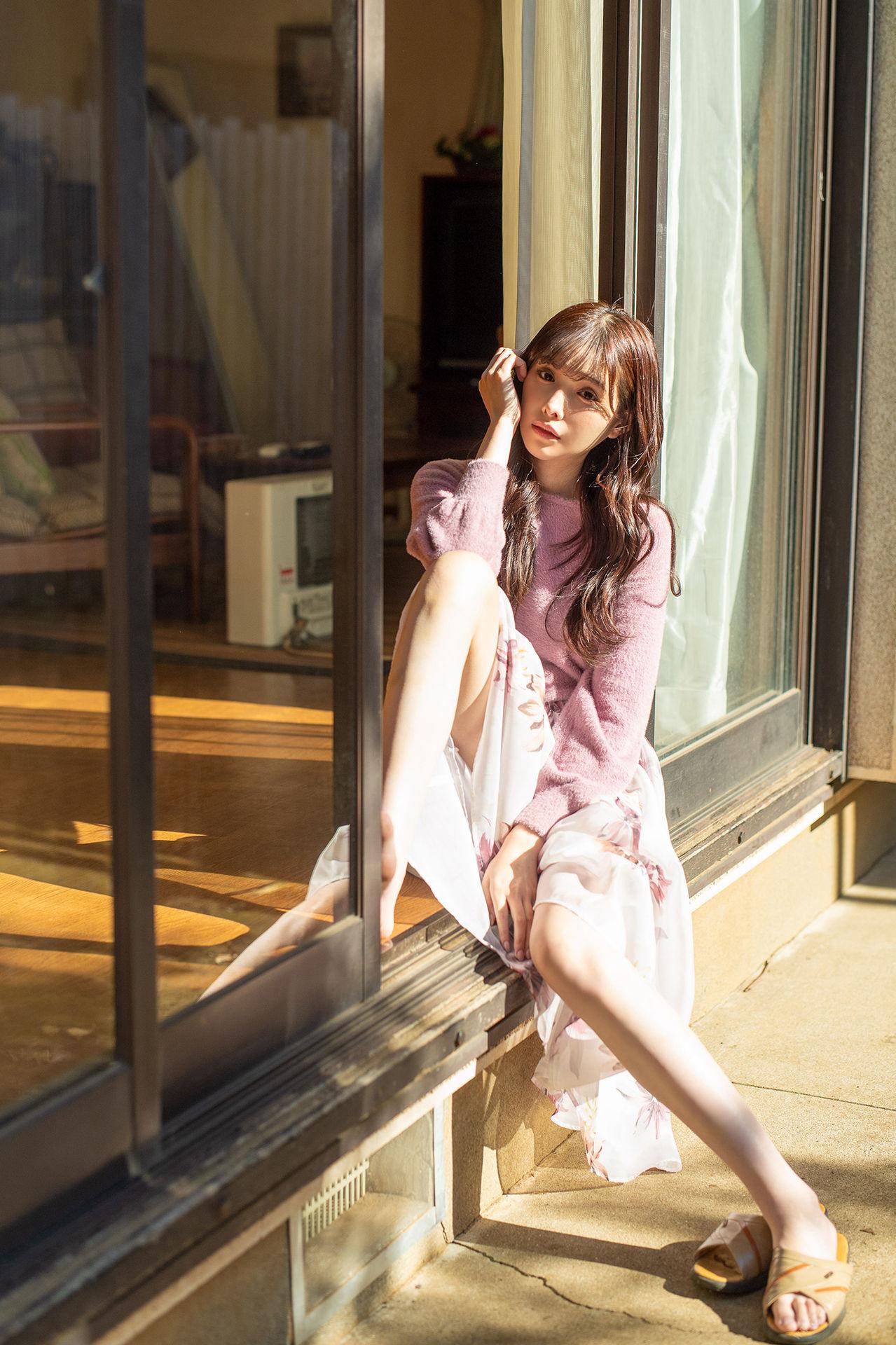 Shin Arina Weekly Post Digital Photobook 90P