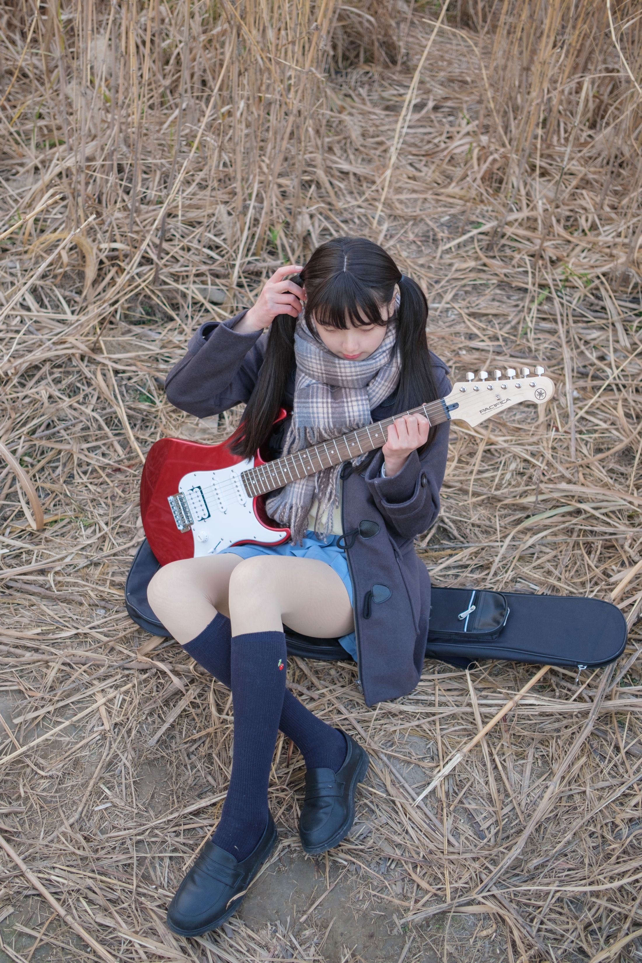 Akanishi Yeye ギター少女 写真 83P