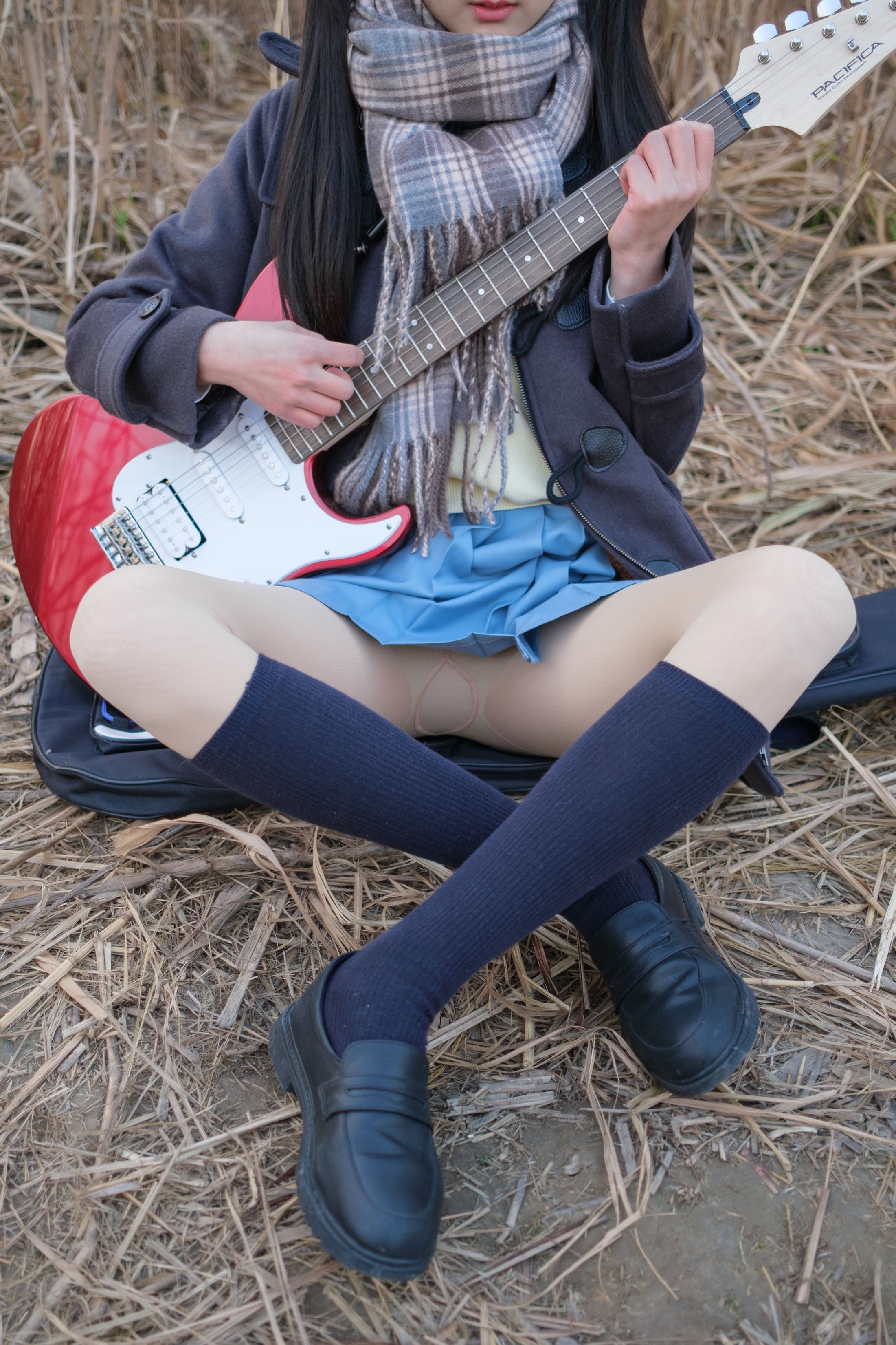 Akanishi Yeye Bộ Ảnh Guitar Girl 83P