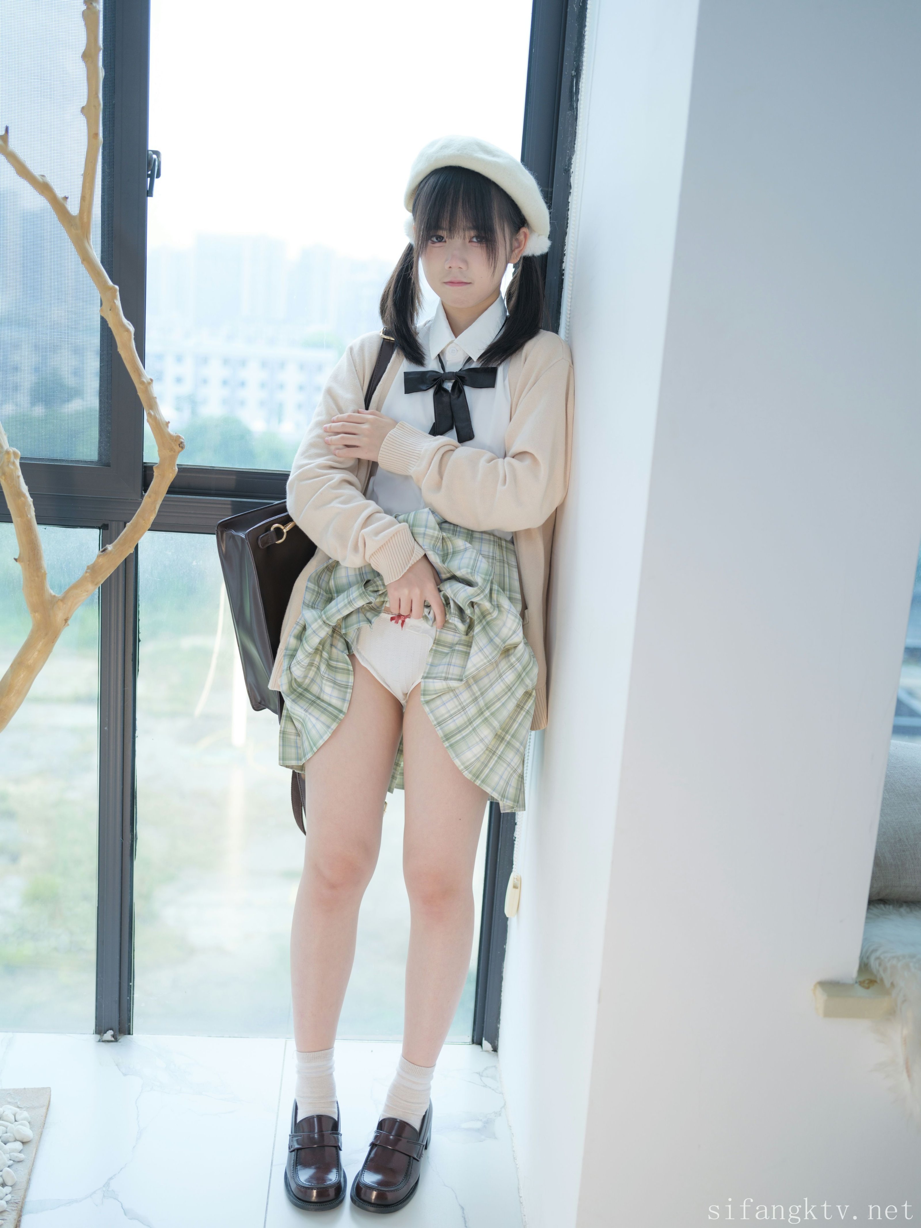 少女秩序 - 小魚 假阳具