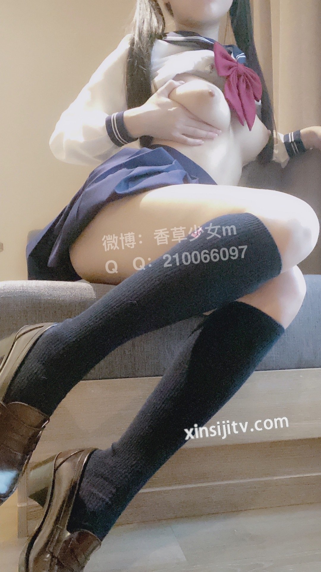 香草少女m(九尾狐狸m) - 巫女