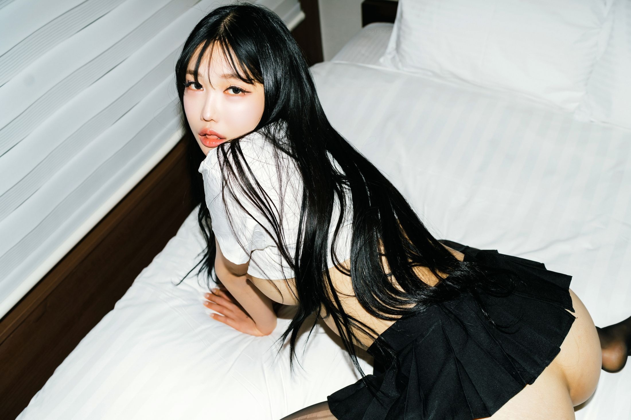 문 나이트 스냅] 윤진 - 스킨 인사이드 스타킹 66P