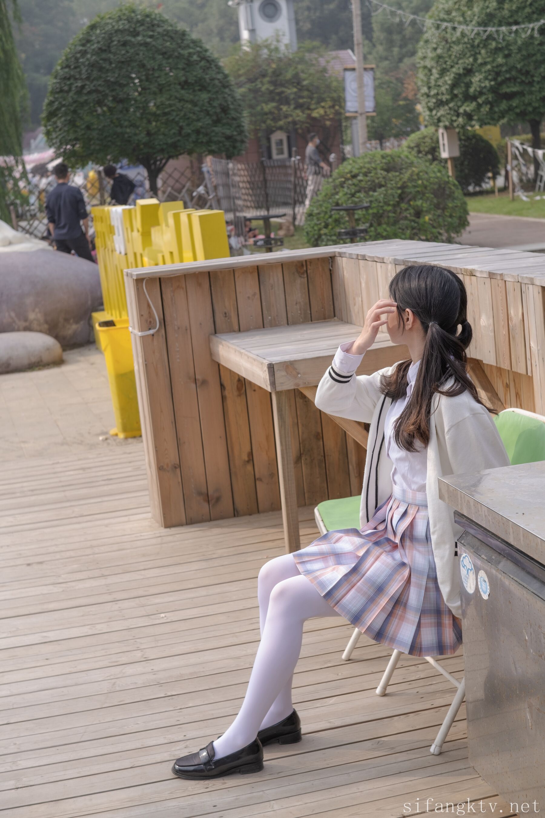 小七-《户外JK》 | 写真ギャラリー更新