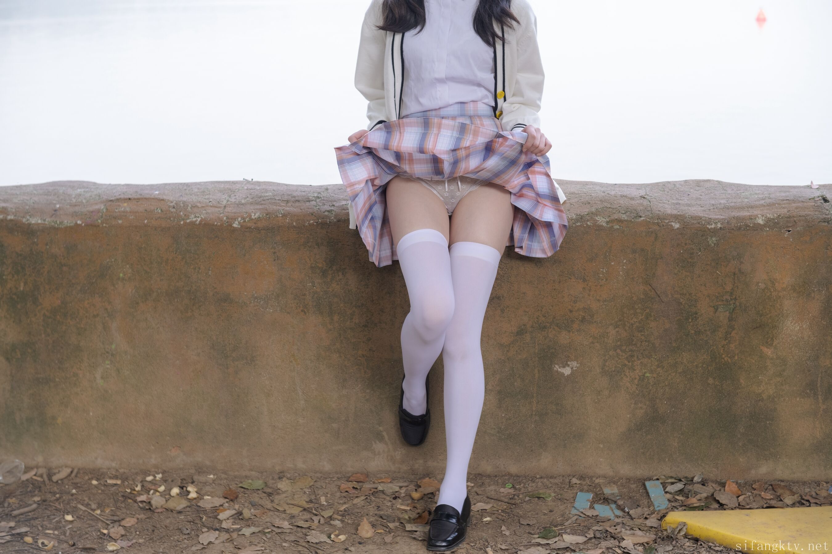 小七-《户外JK》 | 写真ギャラリー更新