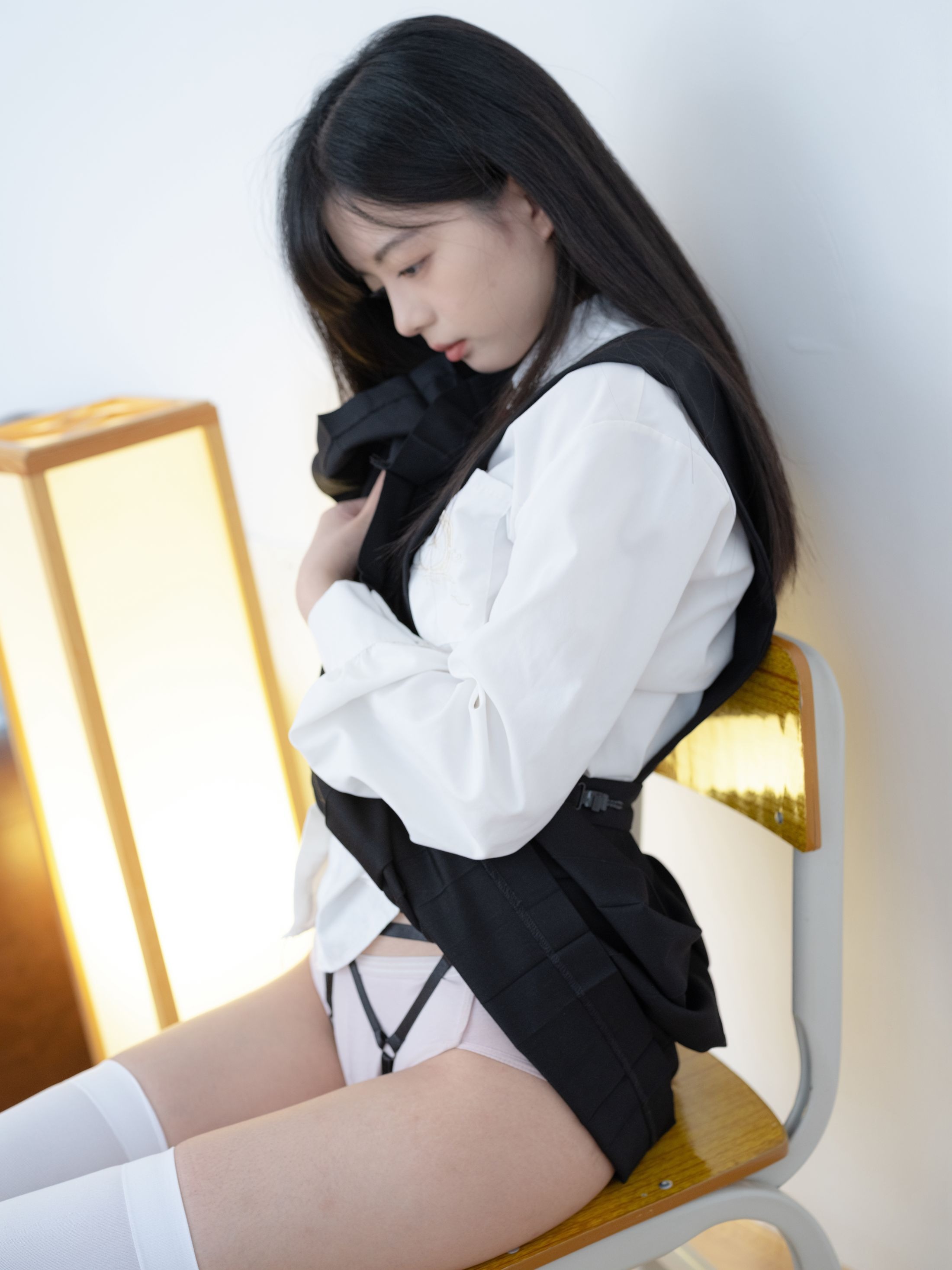 Girl Order Xi Ke Restraint Outfit Photo Set 124P