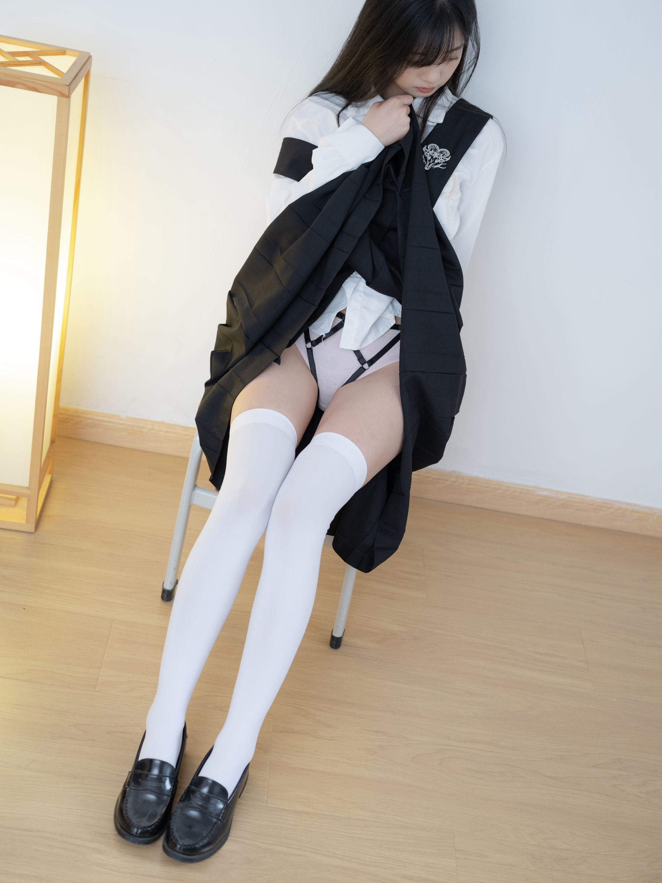 Girl Order Xi Ke Restraint Outfit Photo Set 124P