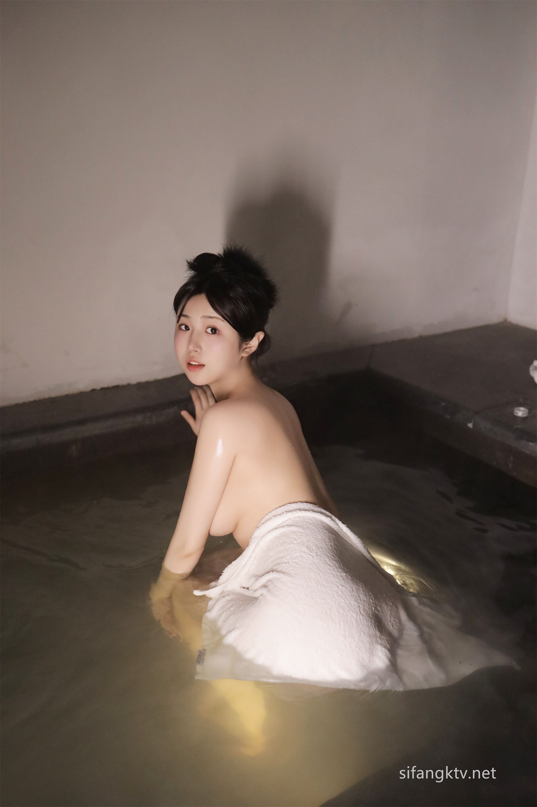 秀人] Vol.7977 陳小花 69P