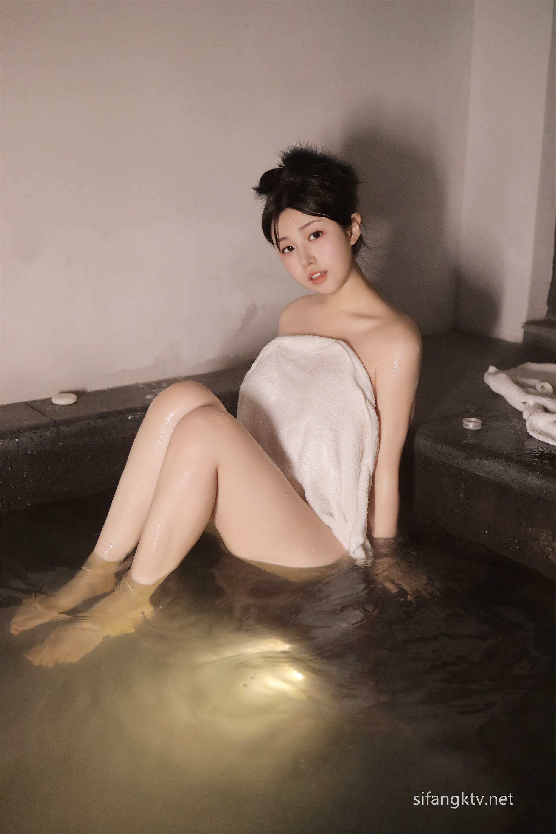 秀人] Vol.7977 陳小花 69P