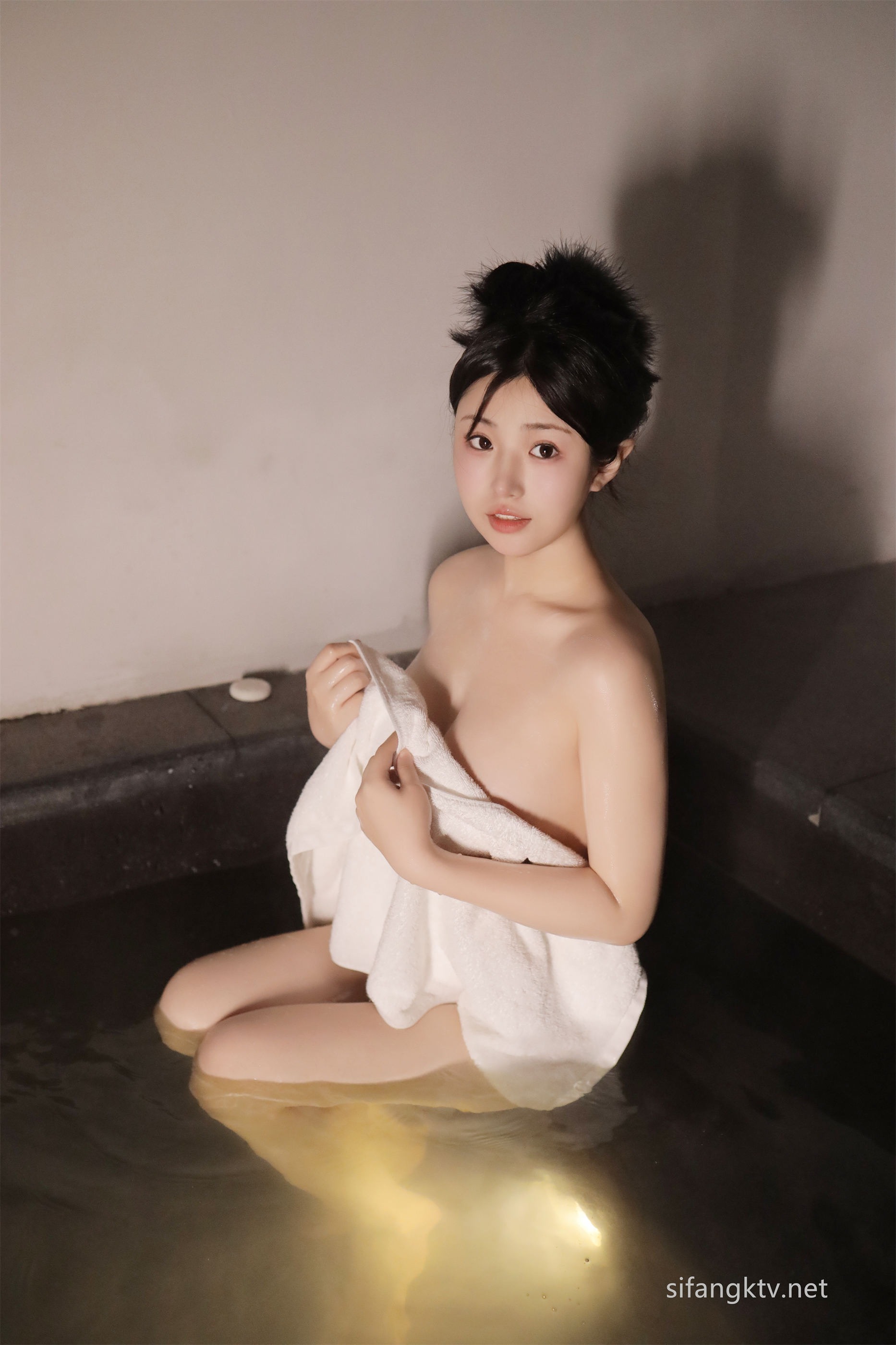 秀人] Vol.7977 陳小花 69P