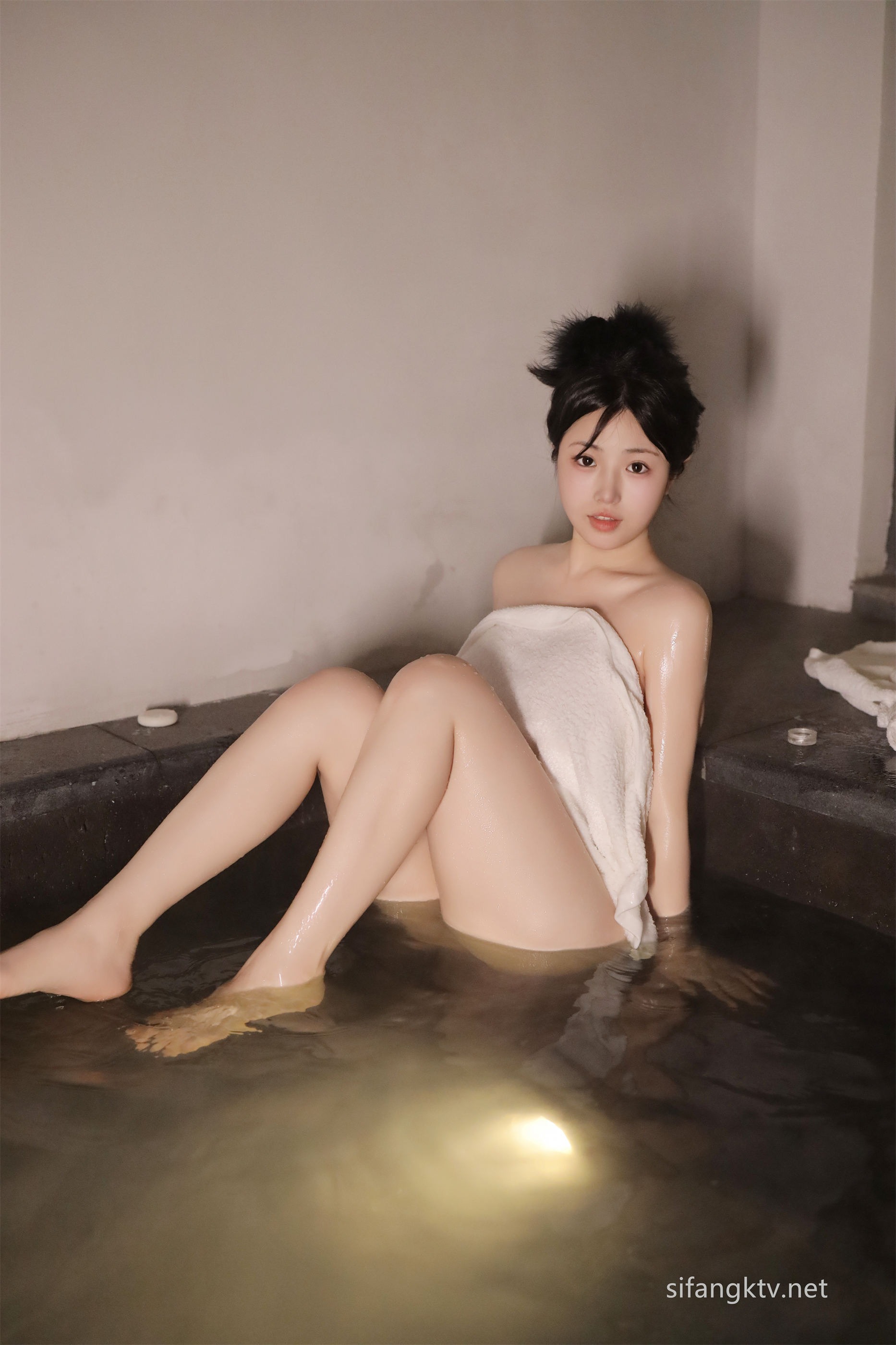秀人] Vol.7977 陳小花 69P