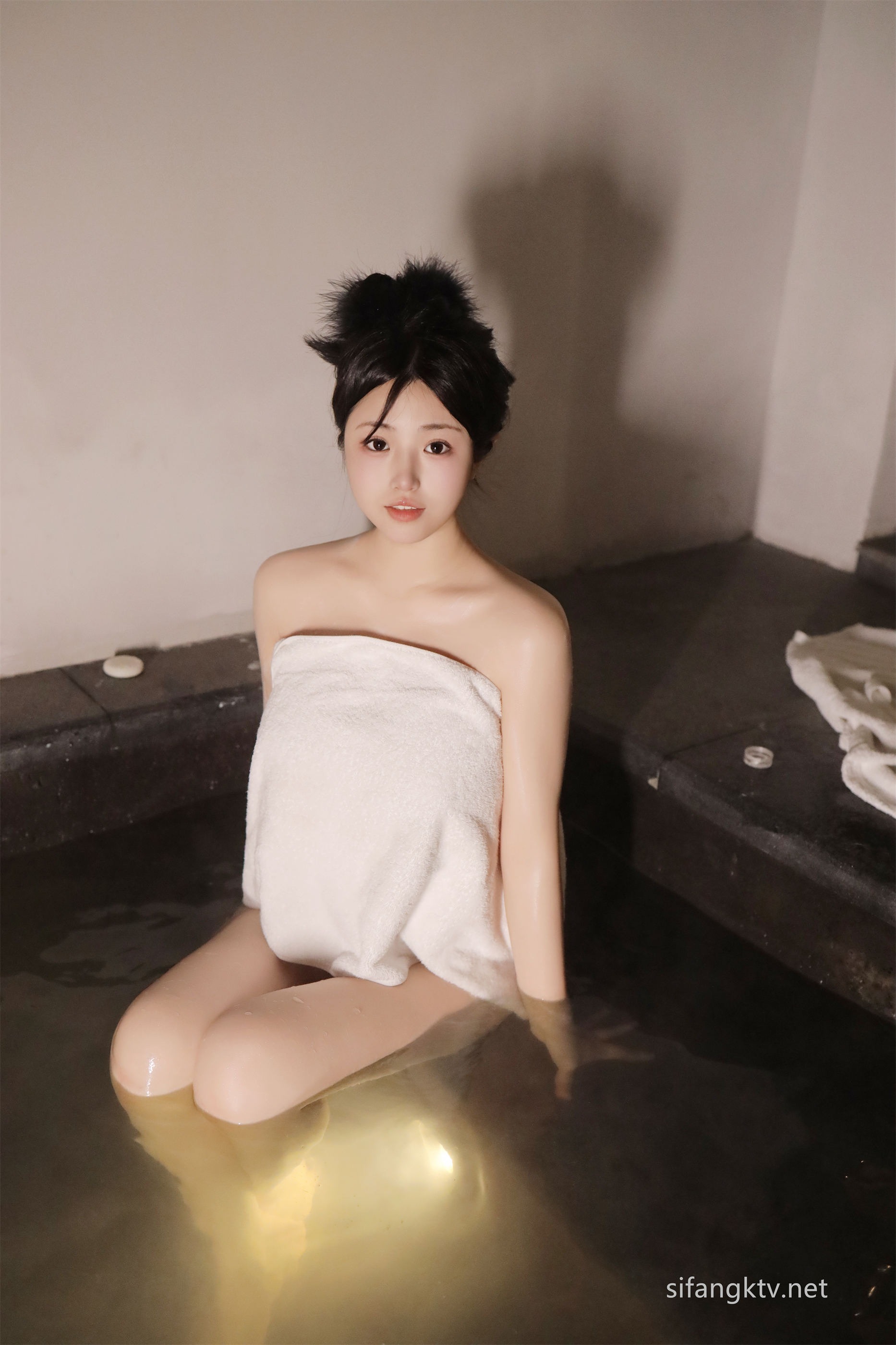 秀人] Vol.7977 陳小花 69P