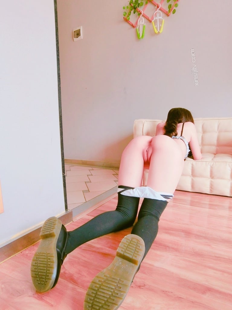 Shen Jiaojiao (Sweet Little Concubine) - Sailor Suit Girl's Underwear