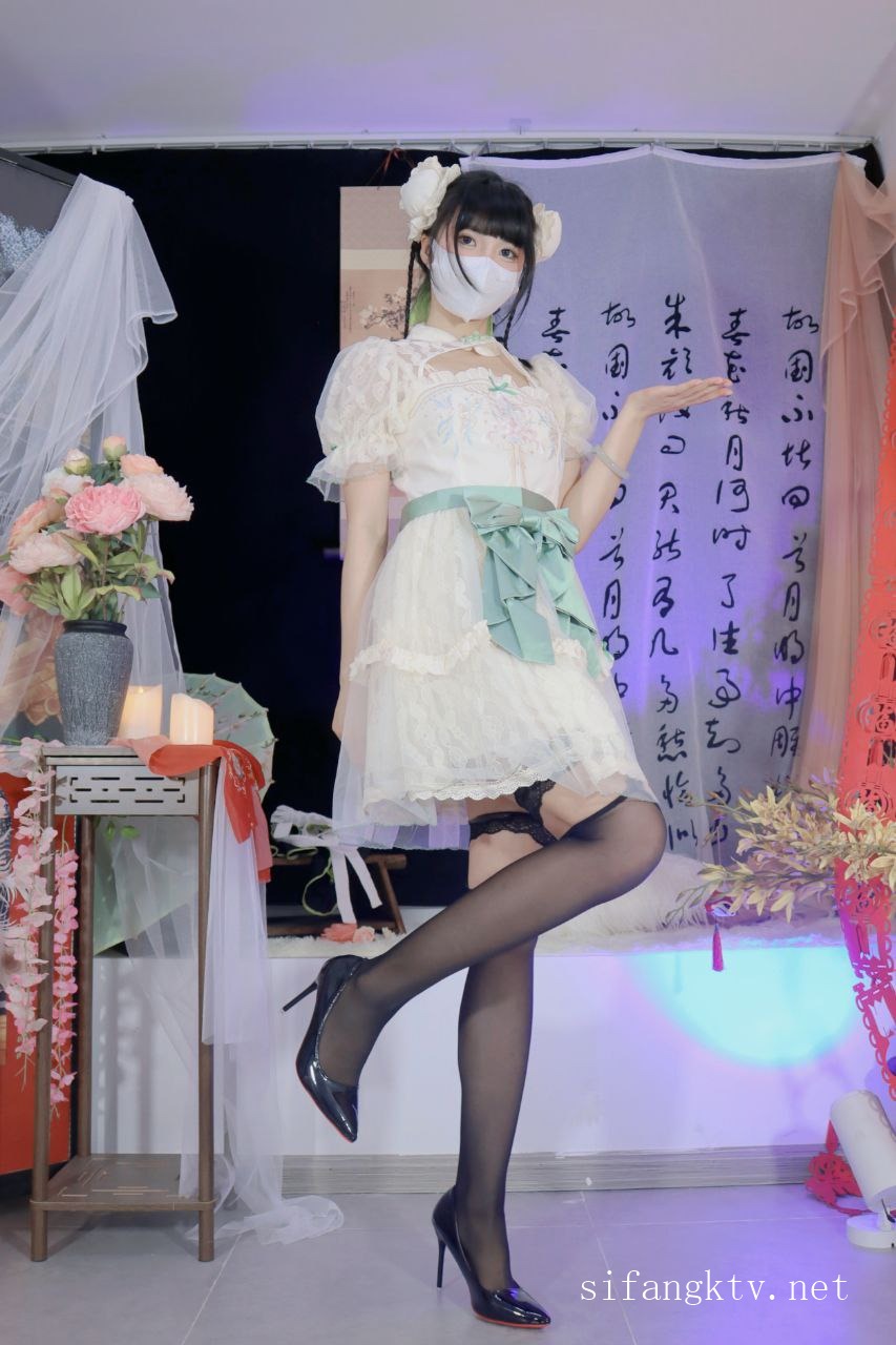 Miao喵醬x小简x奶糊 - 三人春晚 95P