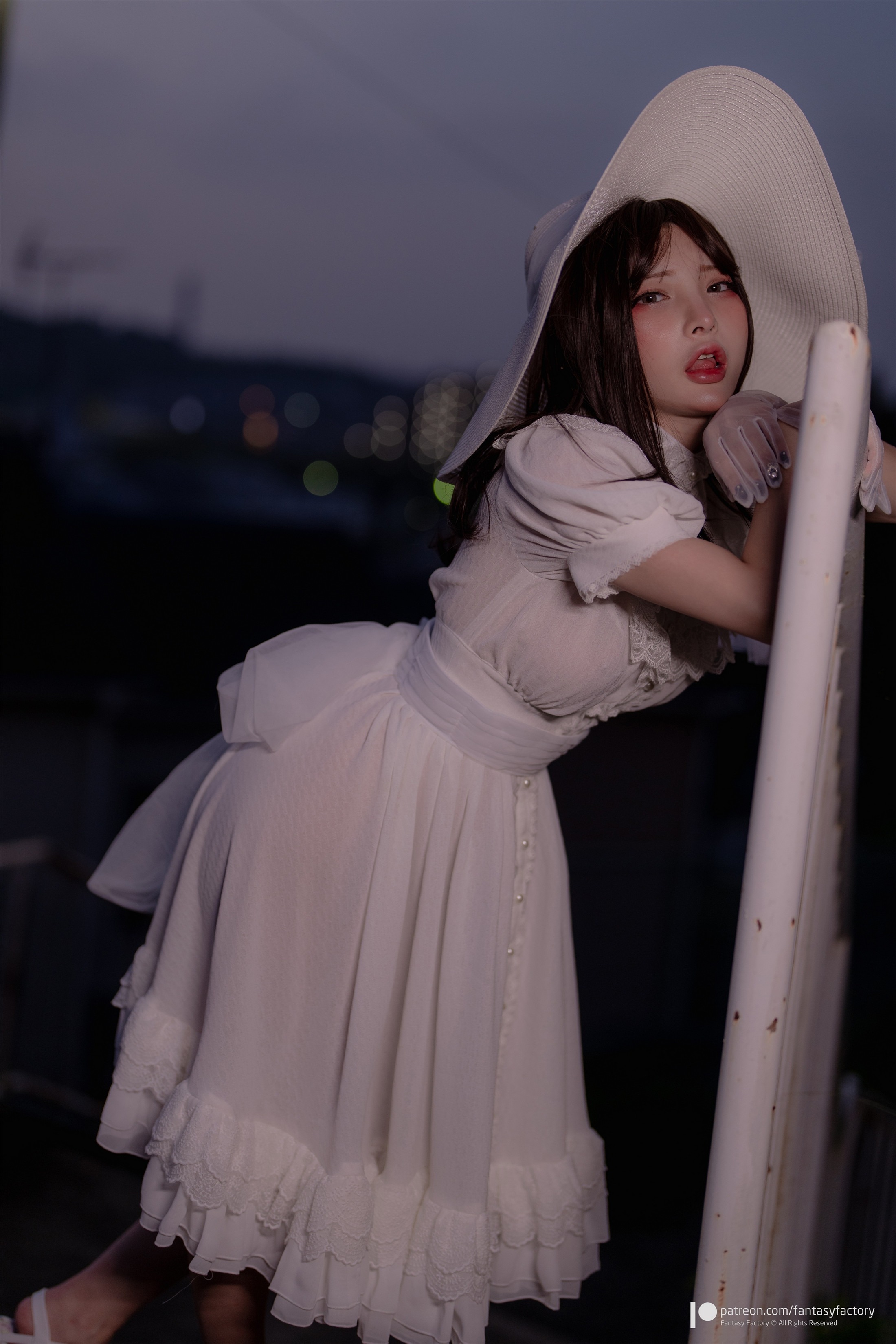 Fantasy Factory Xiao Ding – Hachishaku-sama 51P