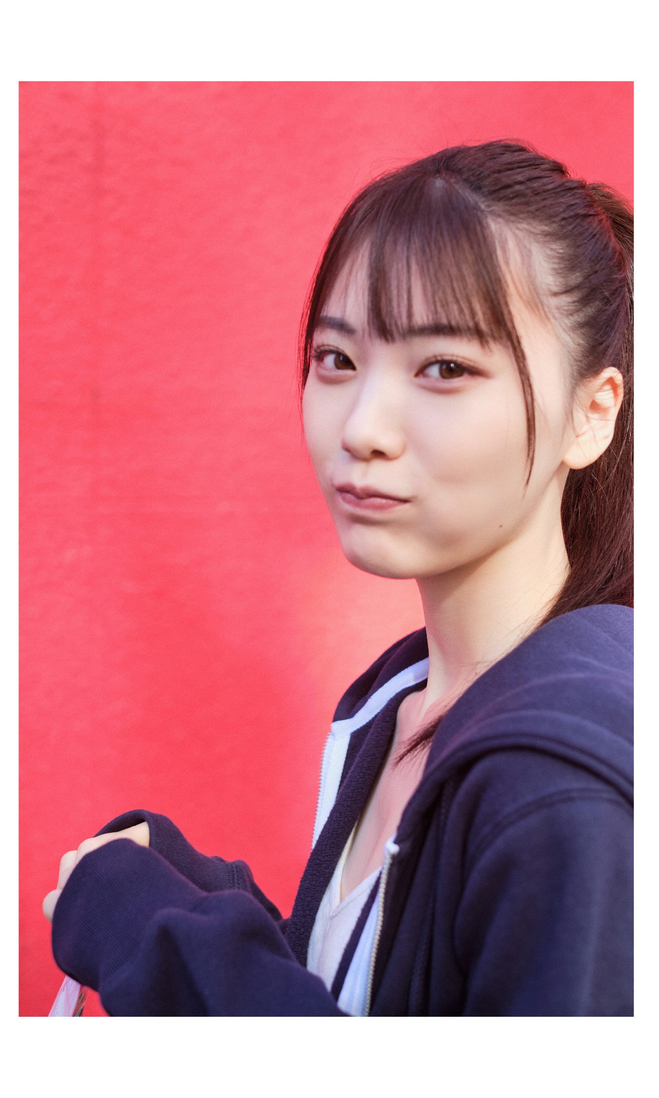 石川澪攝影集「我和女朋友的開始之日」89P