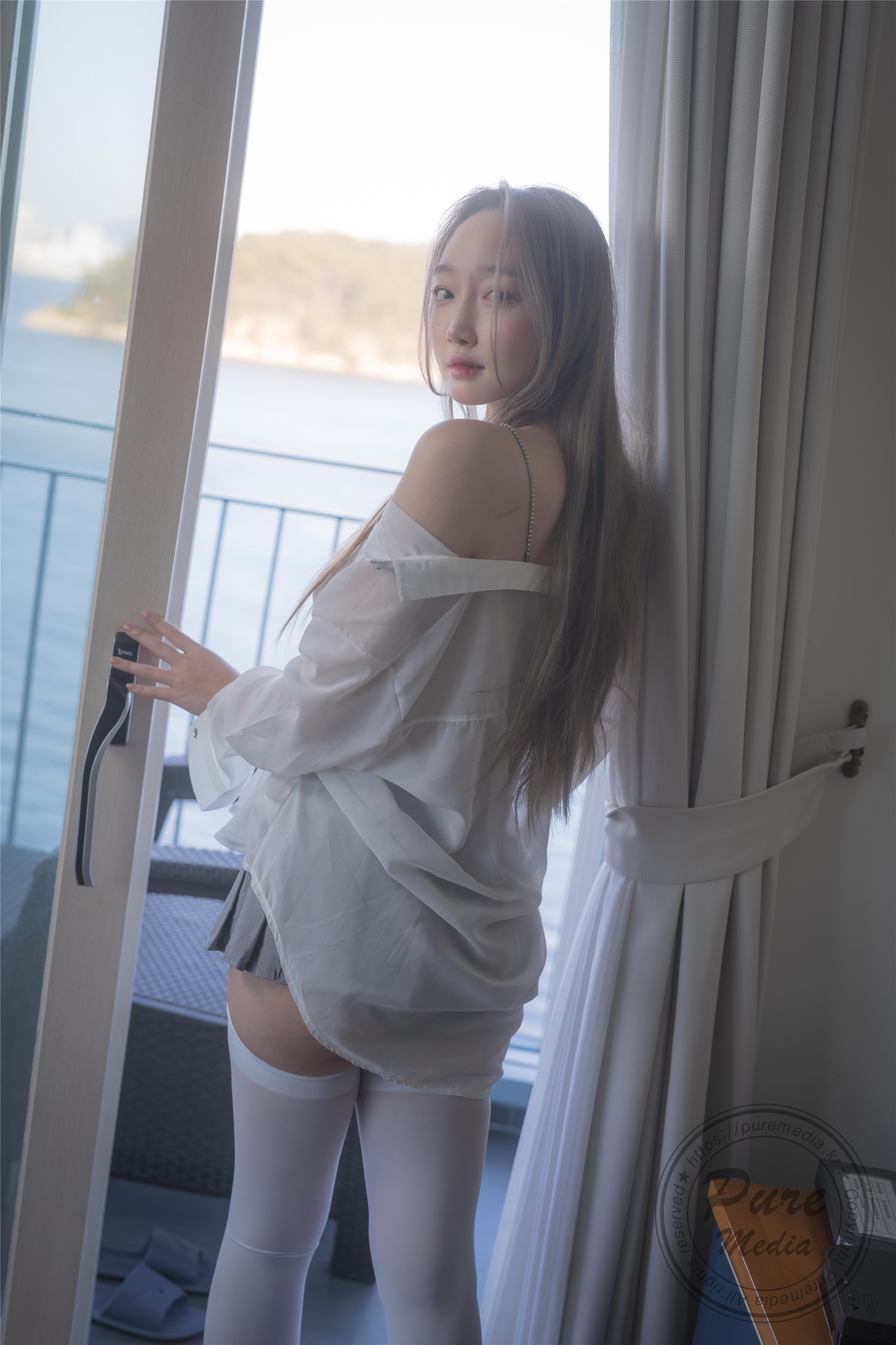 Pure Media] Vol.274: 拉翁 – 出道 138P