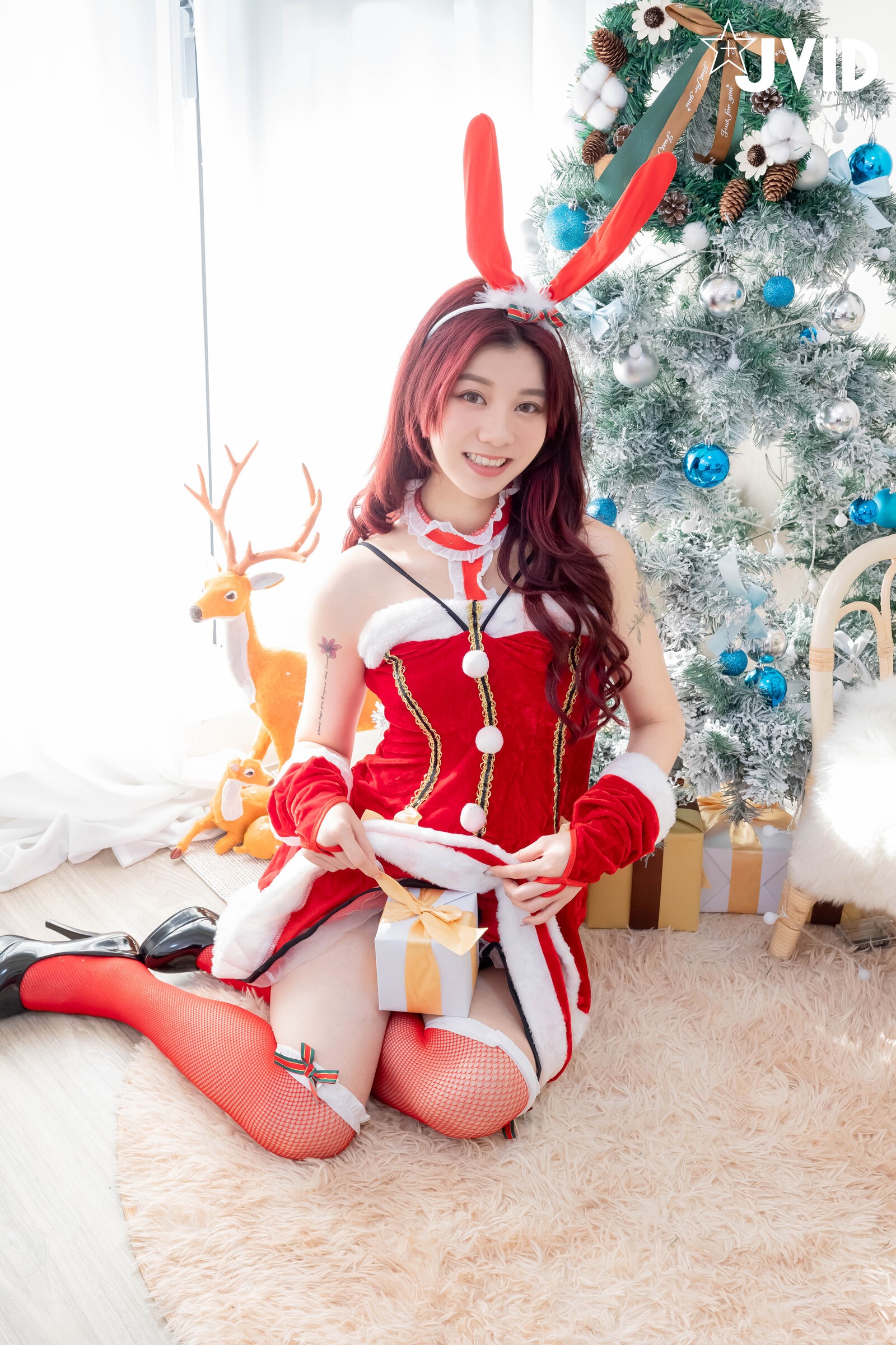 JVID] キャロライン - クリスマスプレゼント 110P