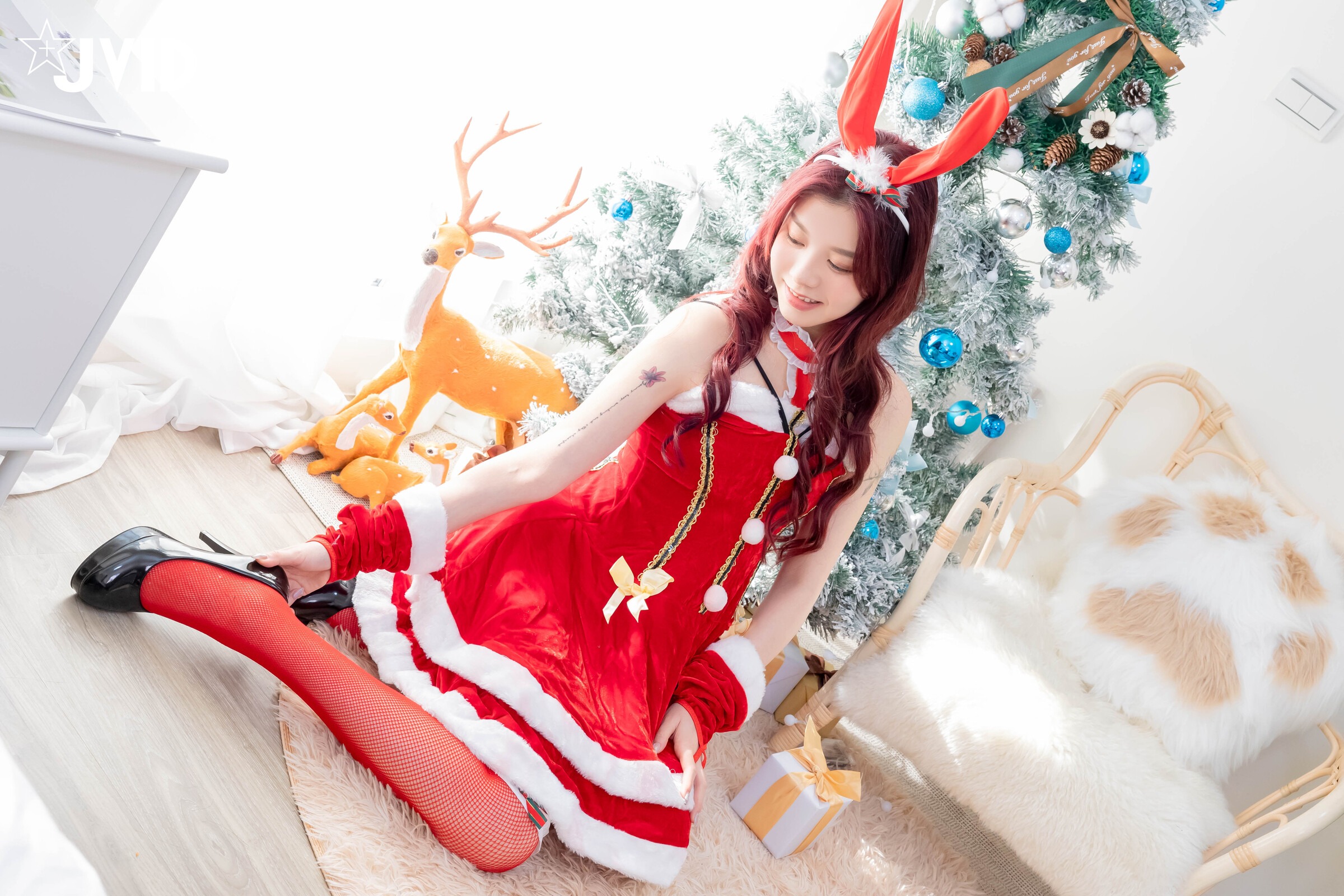 JVID] キャロライン - クリスマスプレゼント 110P