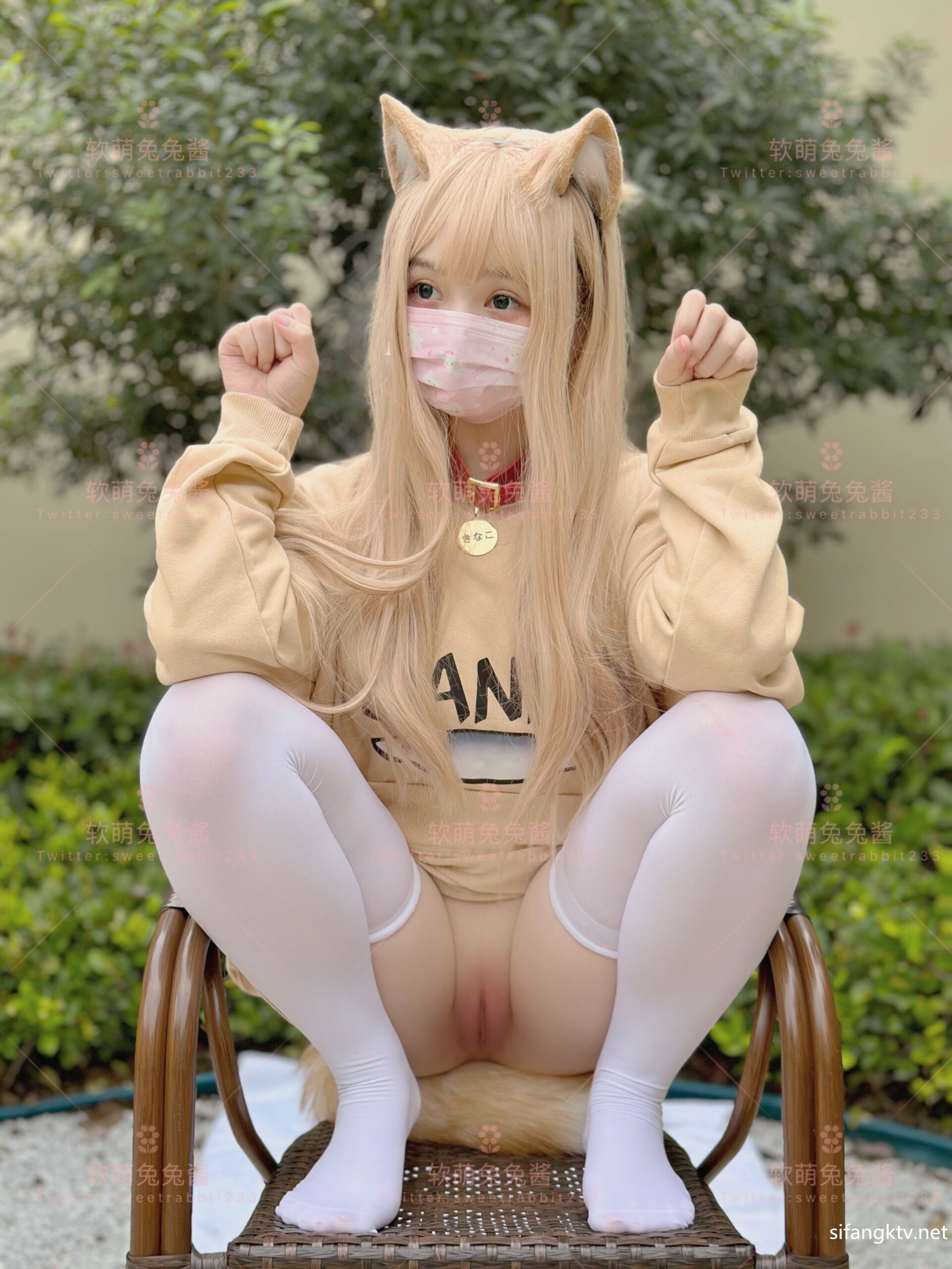 Ruan Meng Tutu Jiang - Người yêu mèo with GIF