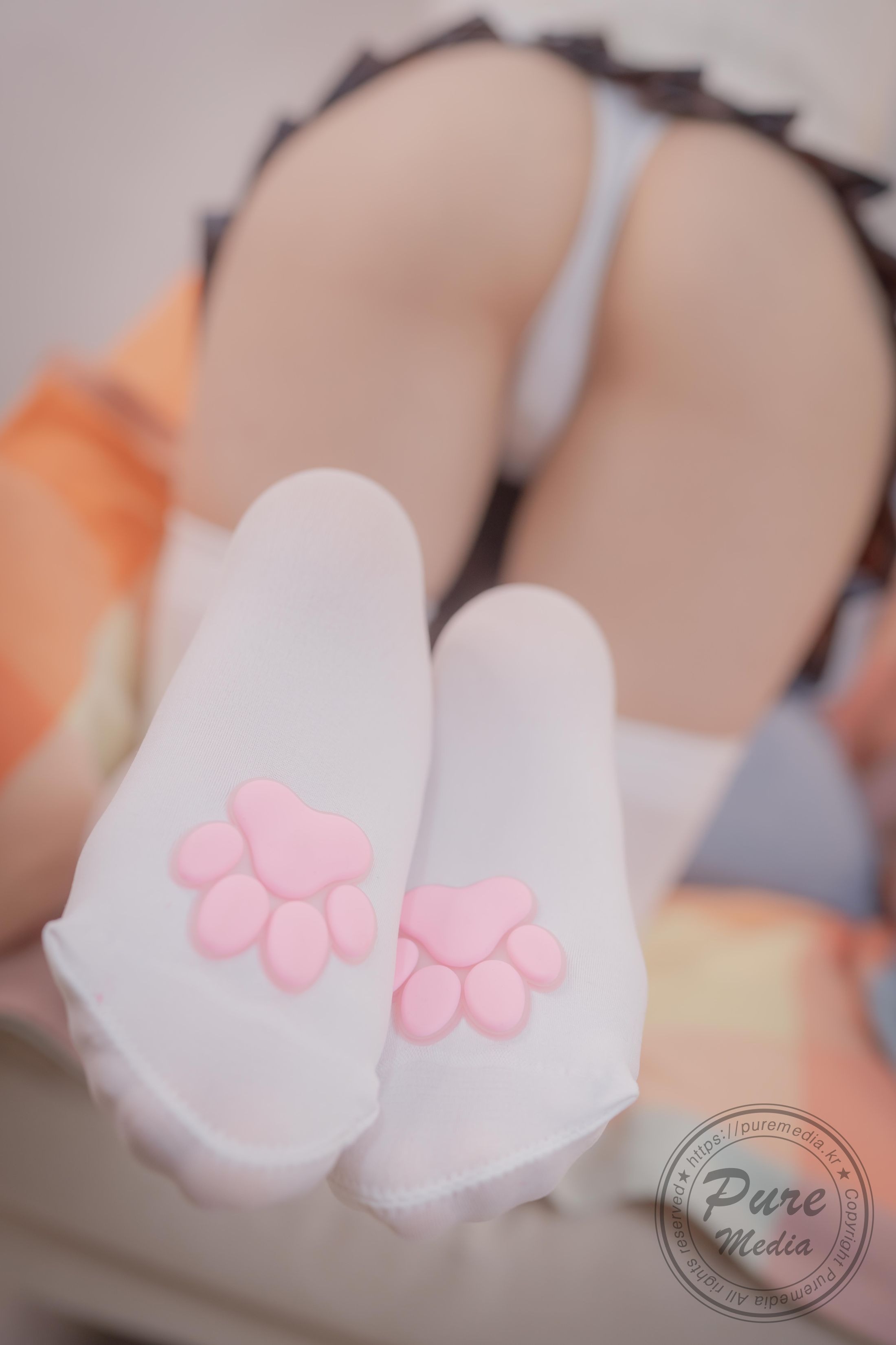 Pure Media] Vol.276 Jelly (젤리) - 女孩被困在屋頂房間 138P