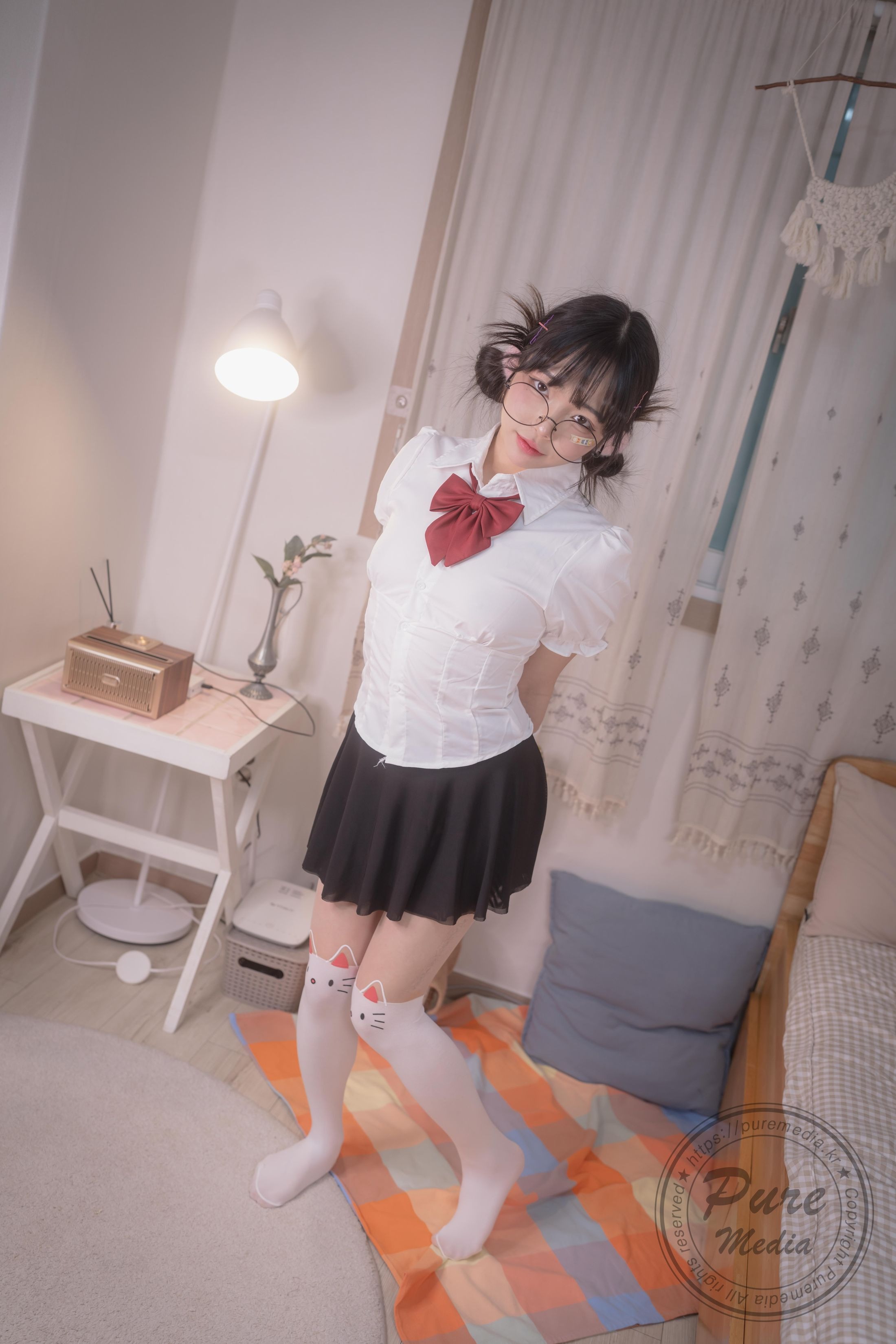 Pure Media] Vol.276 Jelly (젤리) - 女孩被困在屋頂房間 138P