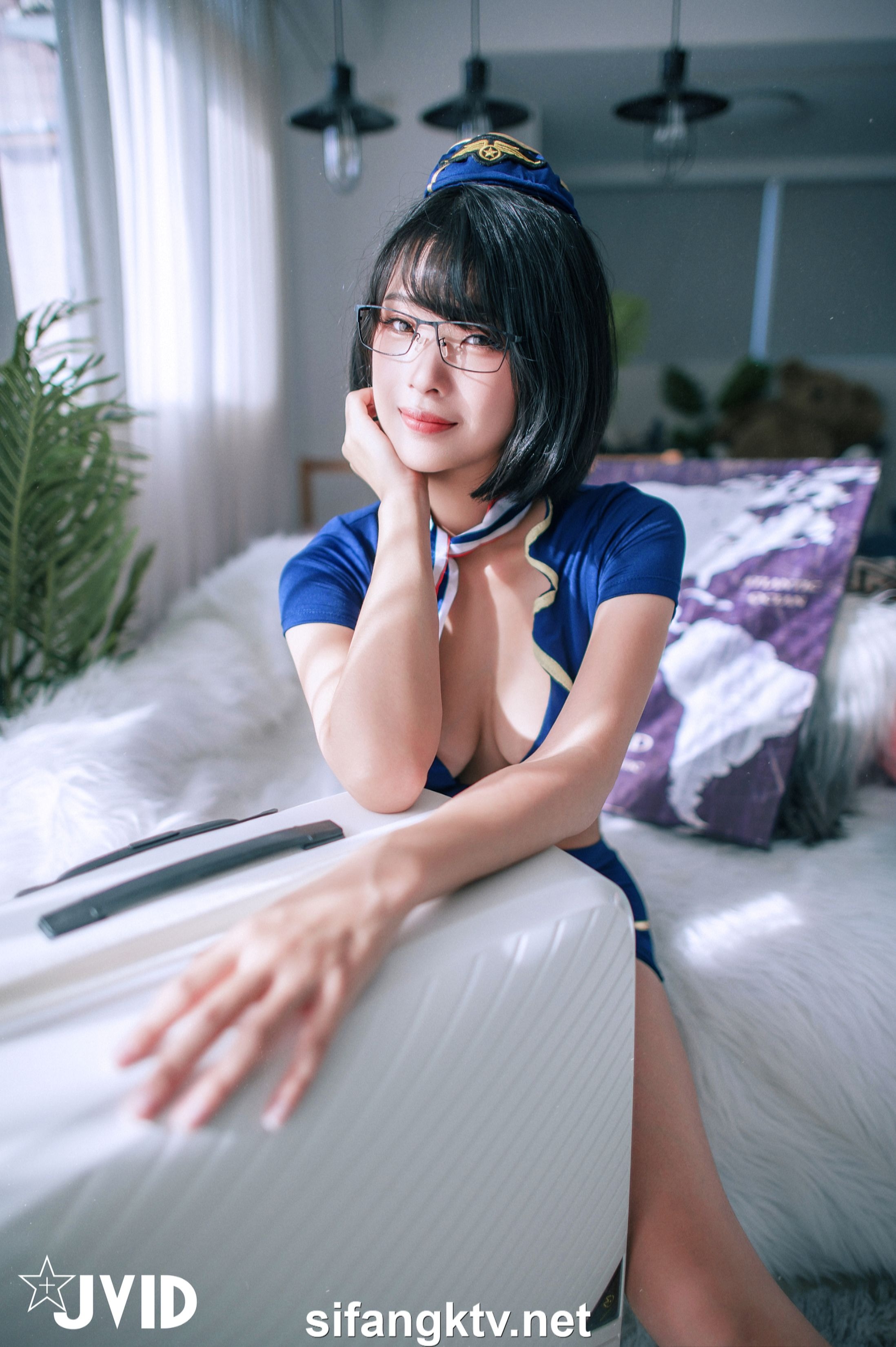 JVID]露露咪－淫蕩美艷空姐的教育 137P