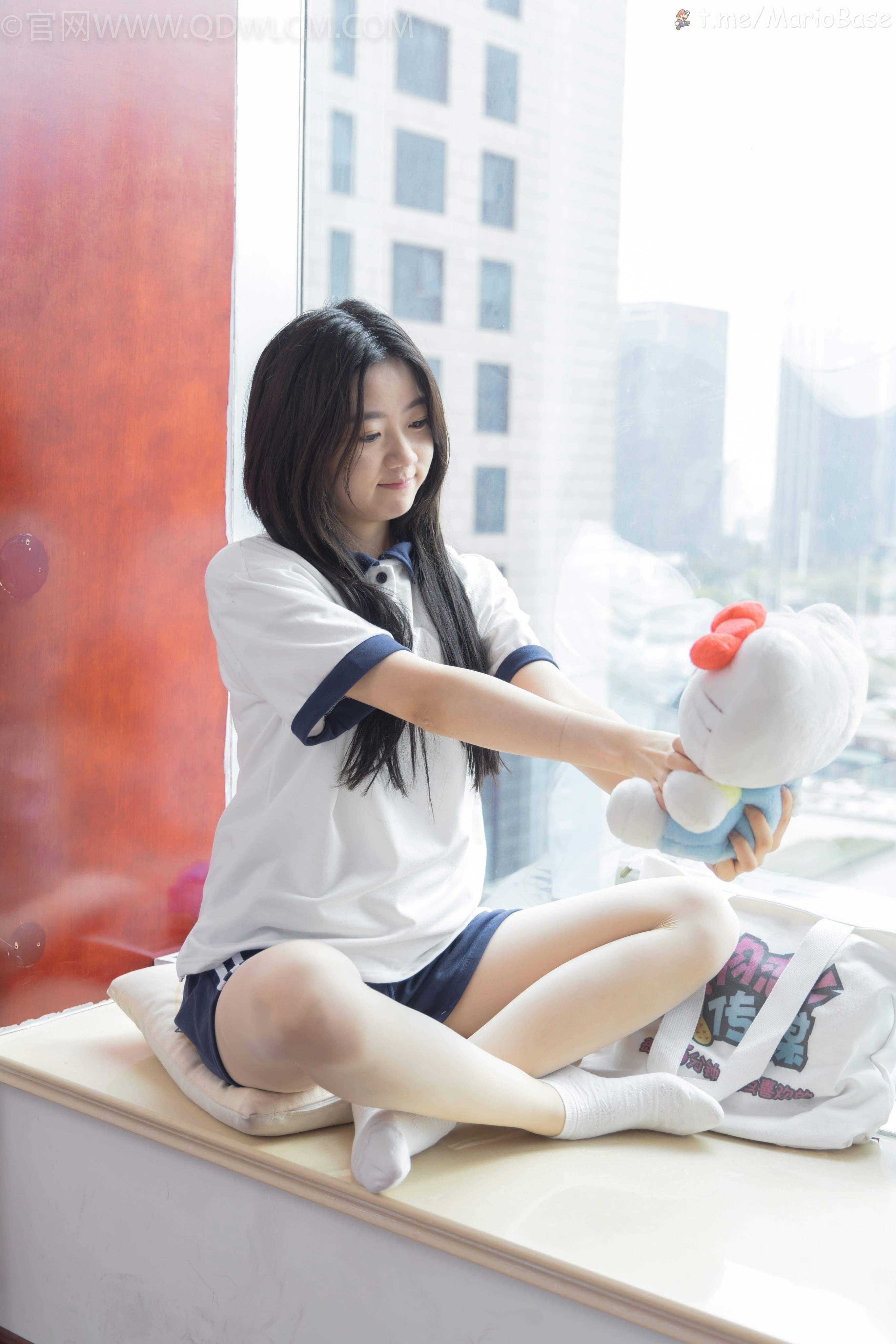 物恋传媒 NO.1437 欢欢-海的声音(盲盒4) [152P1V]