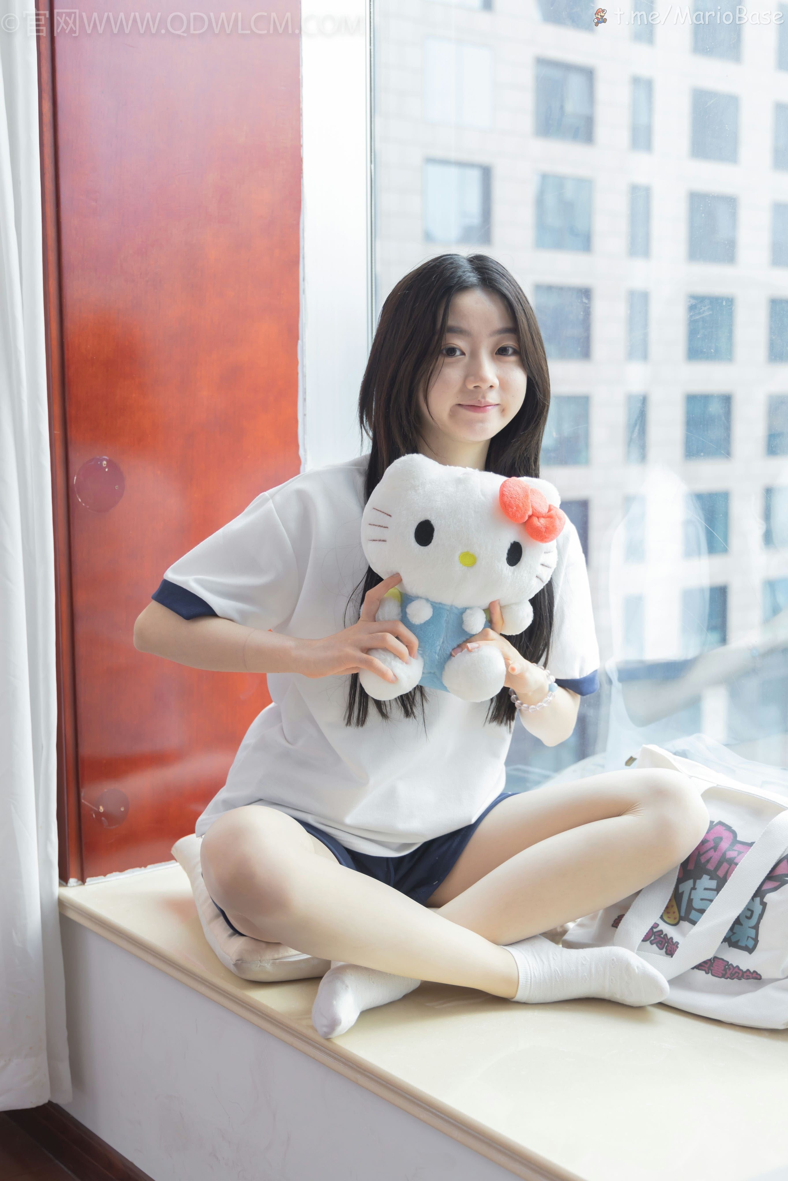物恋传媒 NO.1437 欢欢-海的声音(盲盒4) [152P1V]