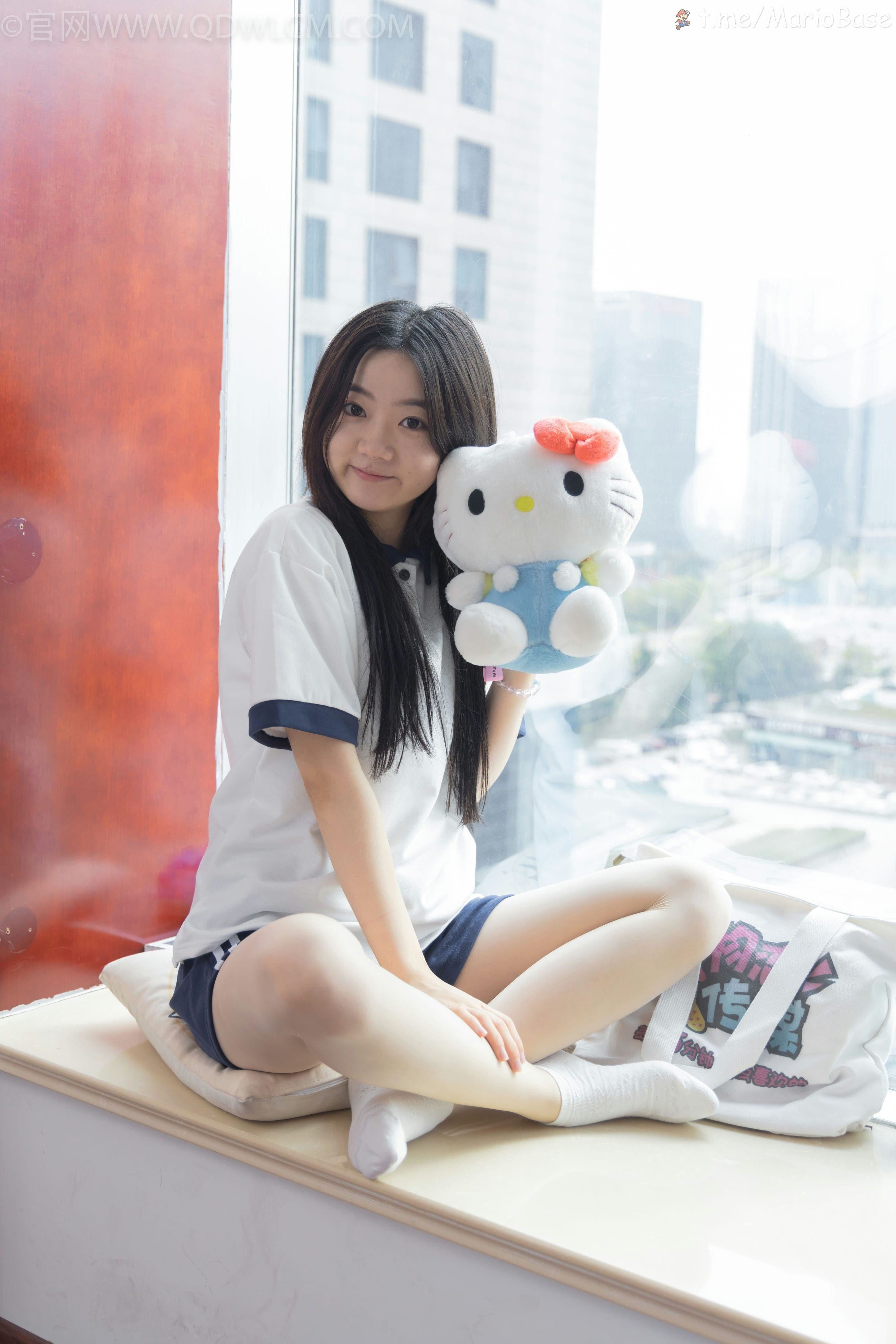 物恋传媒 NO.1437 欢欢-海的声音(盲盒4) [152P1V]