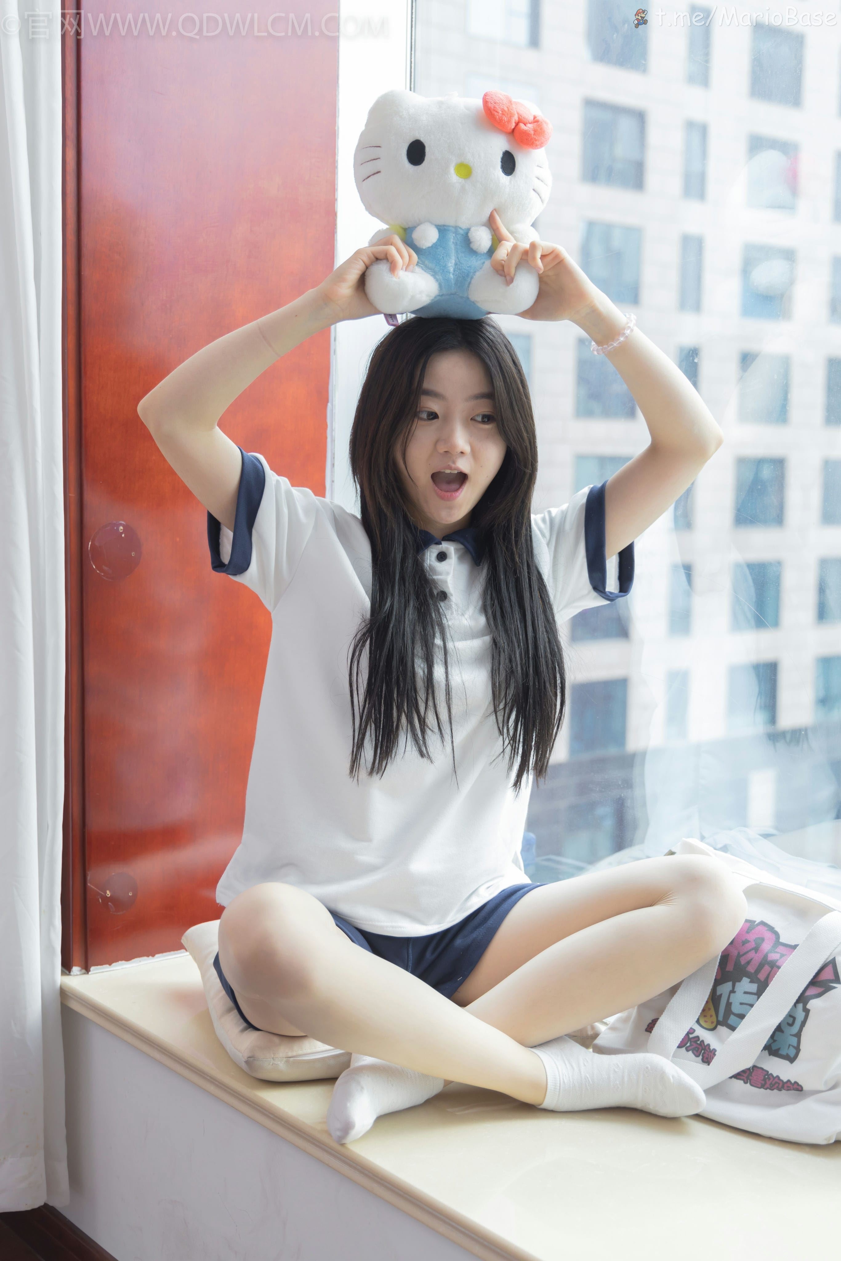 物恋传媒 NO.1437 欢欢-海的声音(盲盒4) [152P1V]