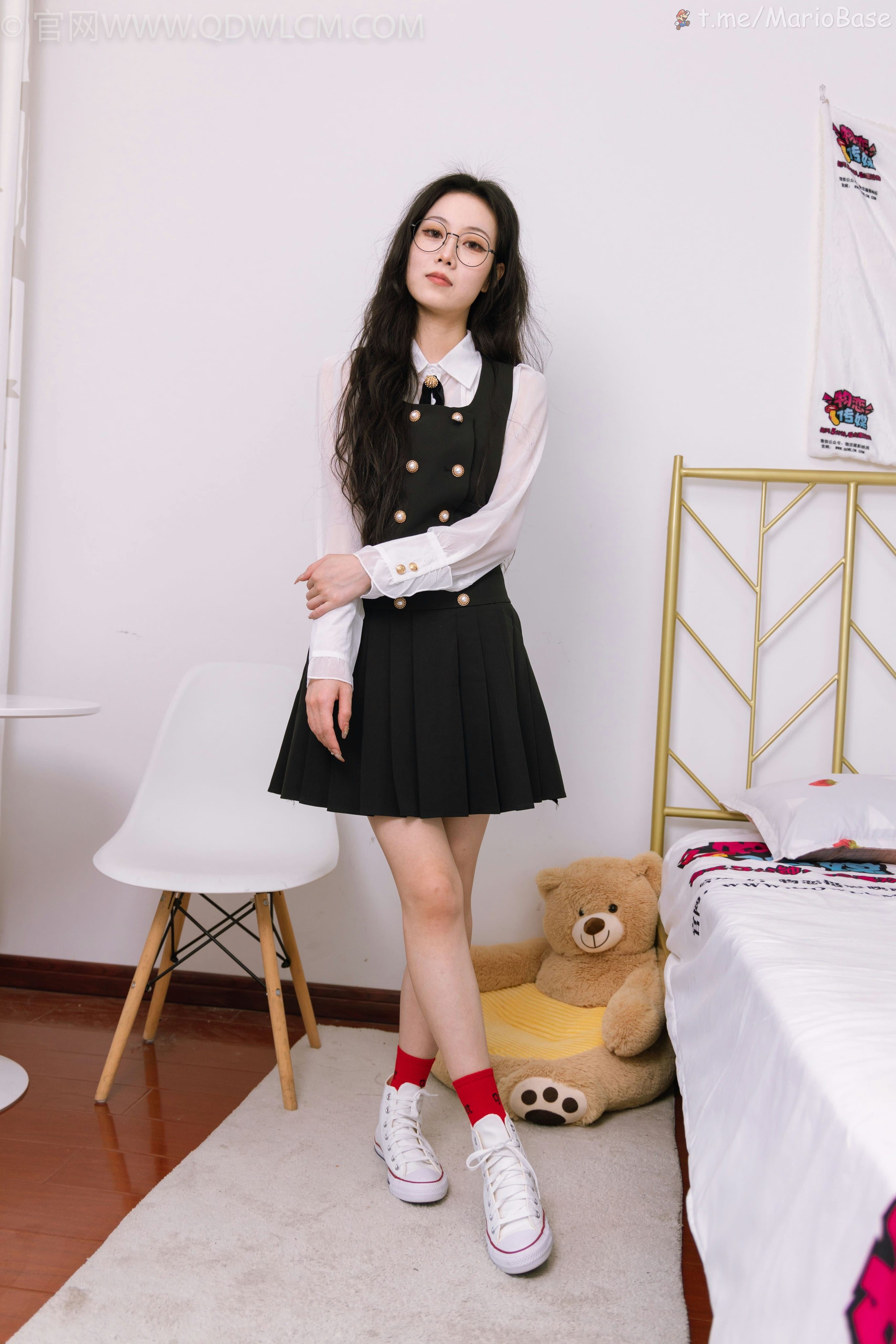 物戀傳媒 NO.1443 康康-兔年小紅襪 [159P1V