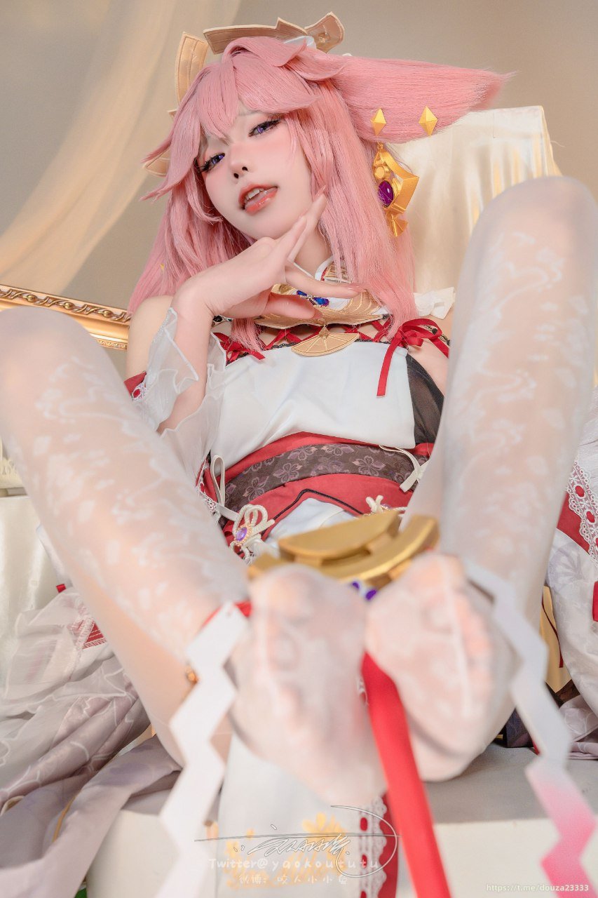 Bite a Bunny Girl ovo - Yae Miko