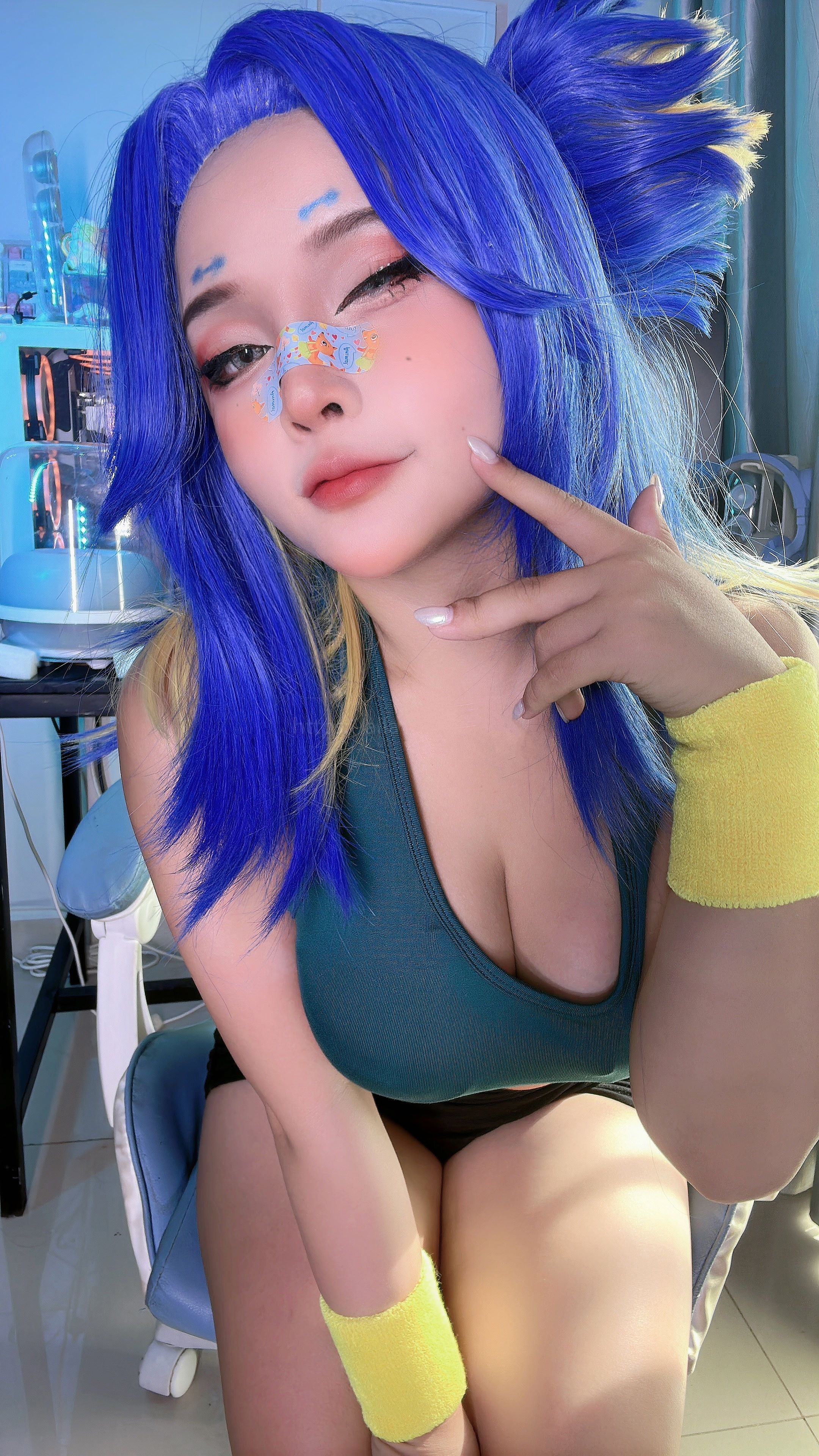 Sayo Momo - Neon